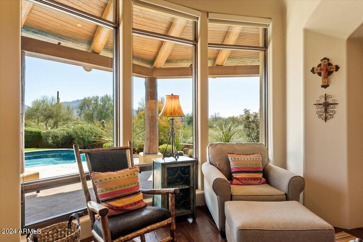 9290 E THOMPSON PEAK Parkway # 402
