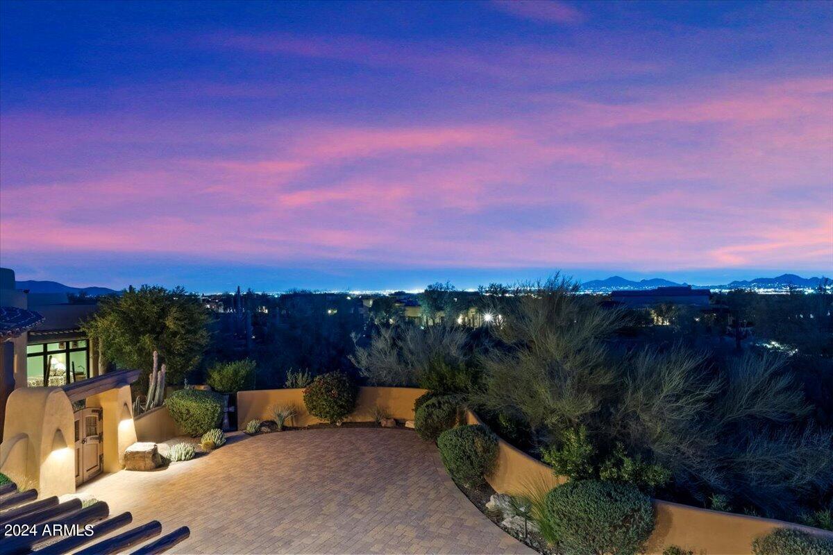 9290 E THOMPSON PEAK Parkway # 402