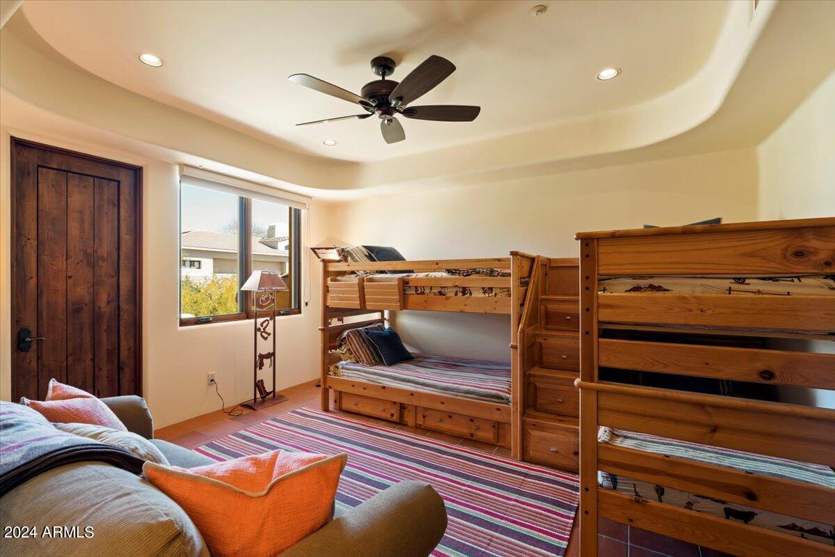9290 E THOMPSON PEAK Parkway # 402