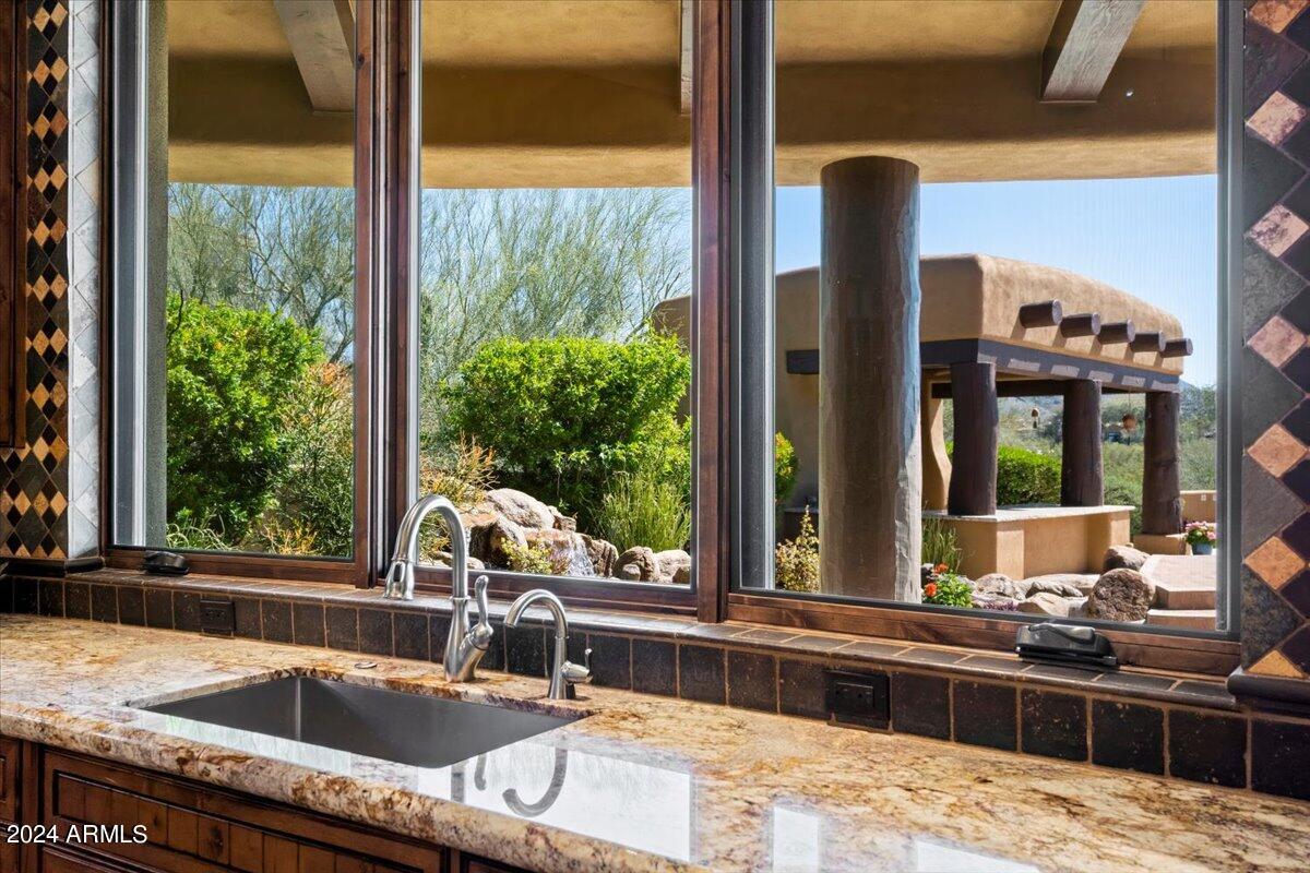 9290 E THOMPSON PEAK Parkway # 402