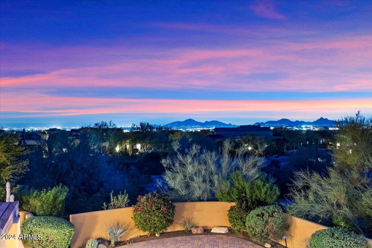 9290 E THOMPSON PEAK Parkway # 402