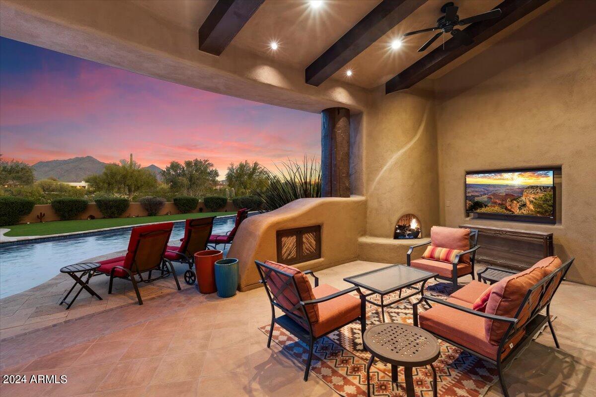 9290 E THOMPSON PEAK Parkway # 402