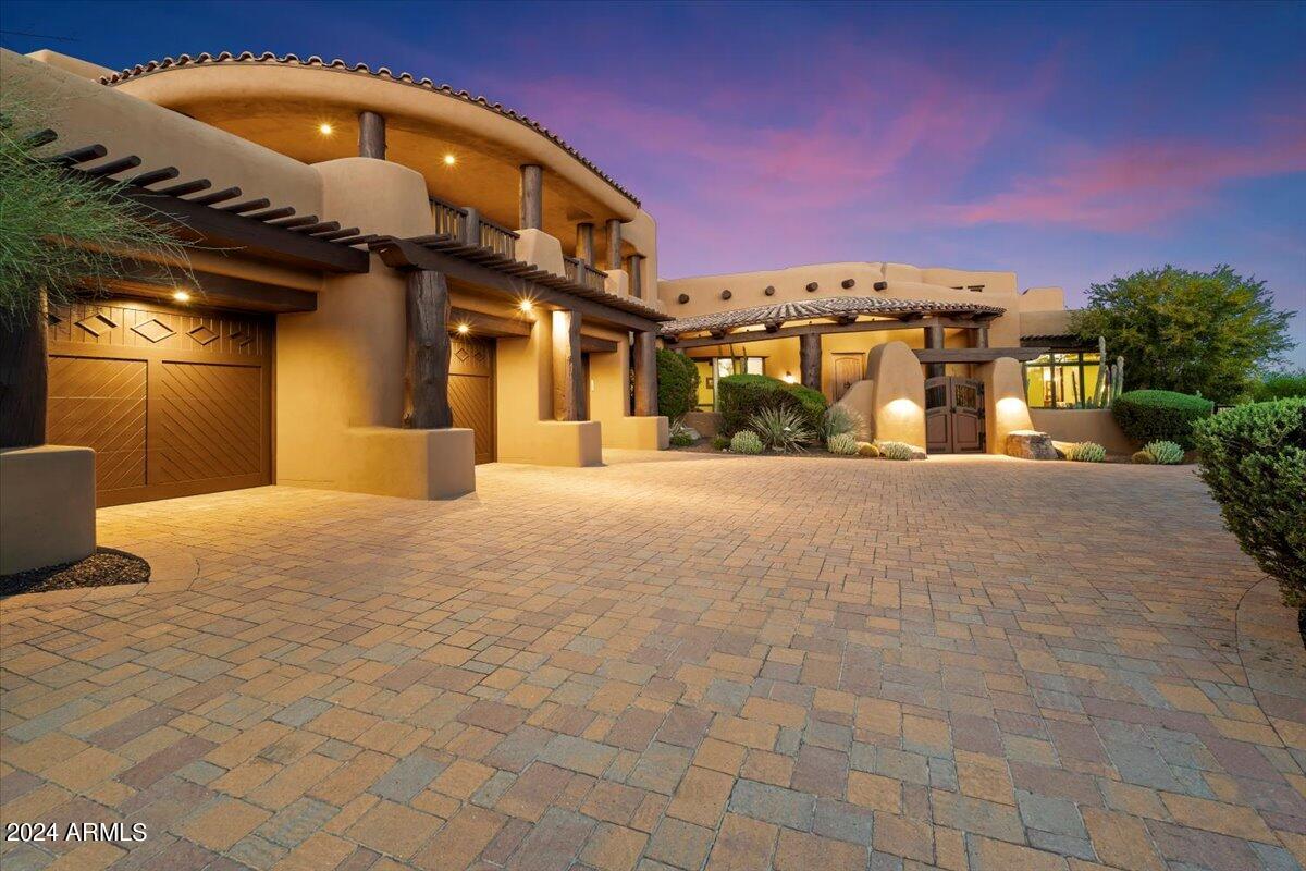 9290 E THOMPSON PEAK Parkway # 402