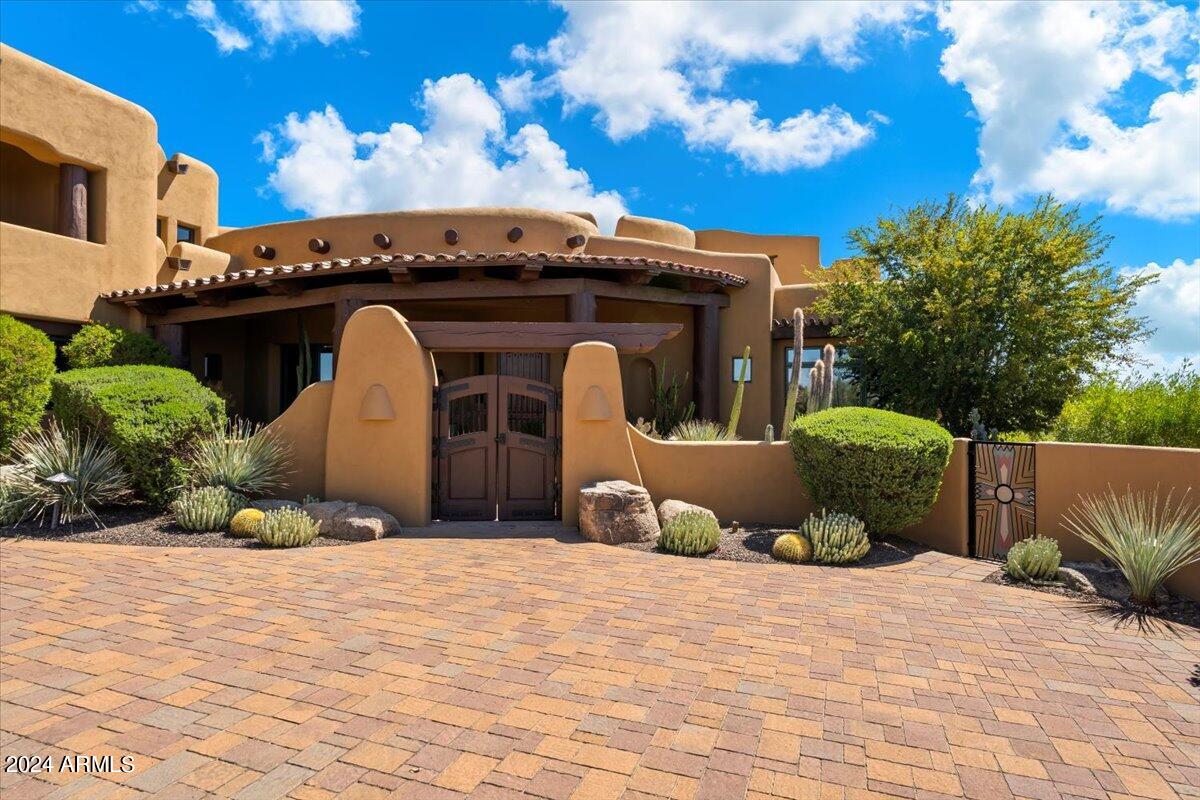 9290 E THOMPSON PEAK Parkway # 402