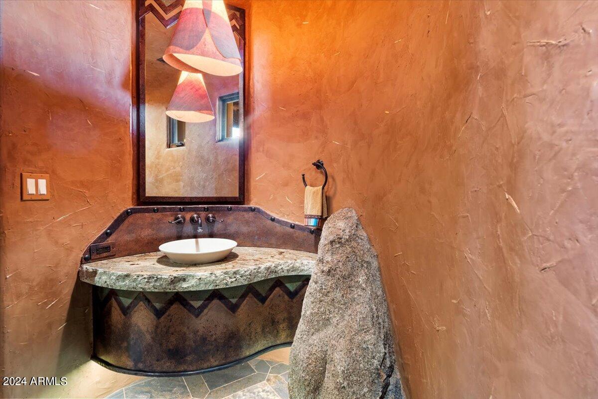 9290 E THOMPSON PEAK Parkway # 402