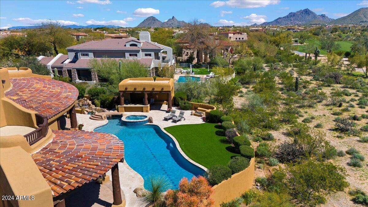 9290 E THOMPSON PEAK Parkway # 402
