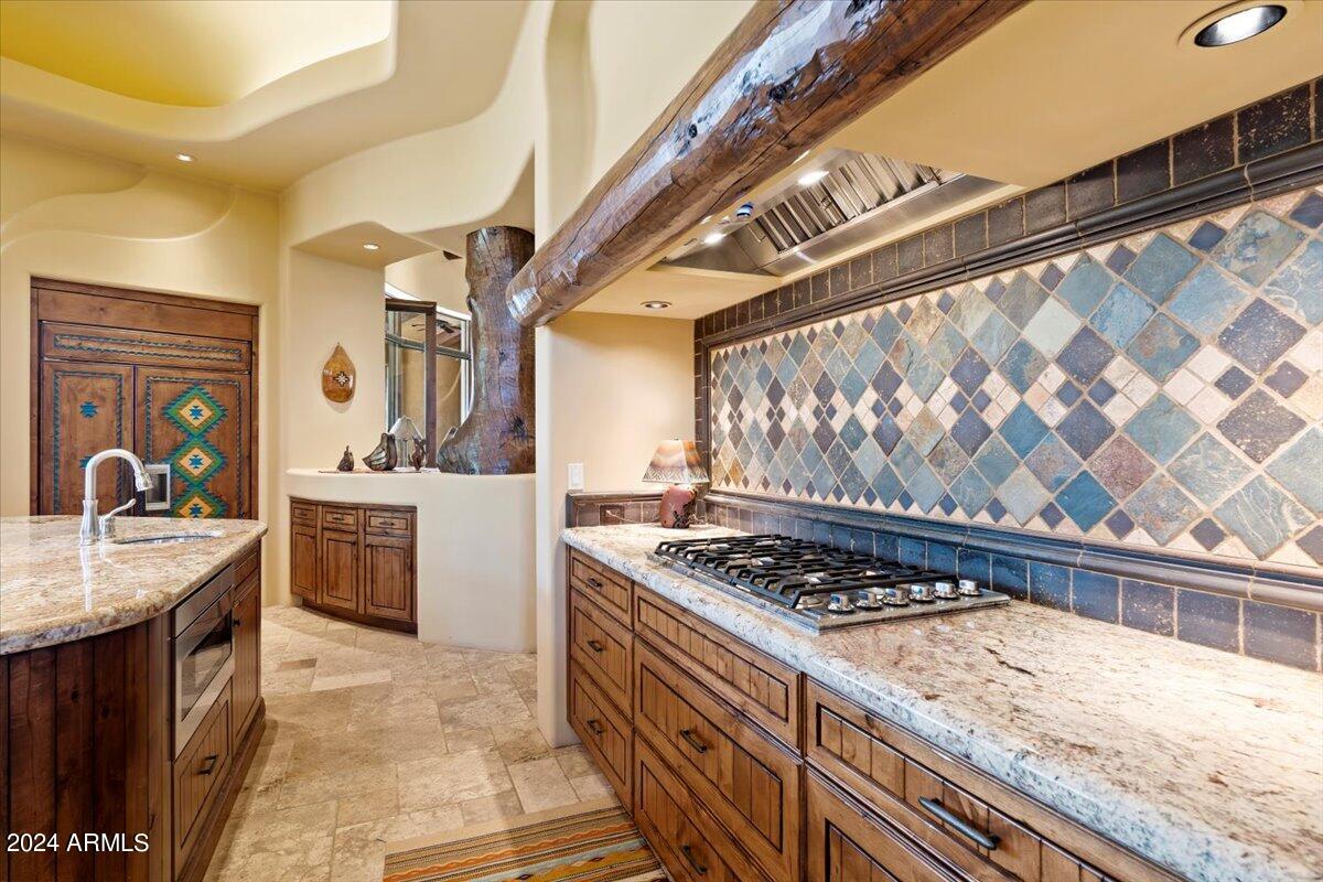 9290 E THOMPSON PEAK Parkway # 402