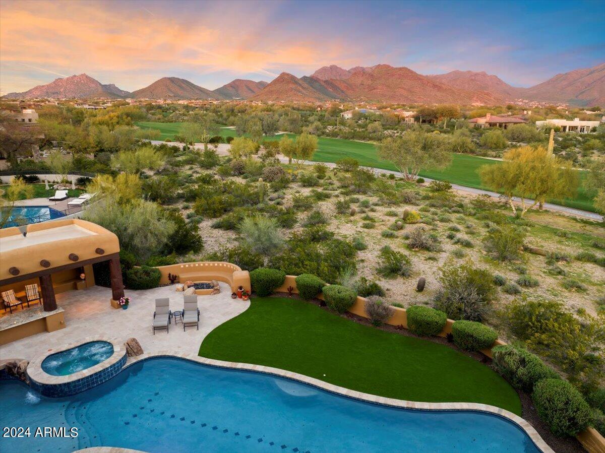 9290 E THOMPSON PEAK Parkway # 402