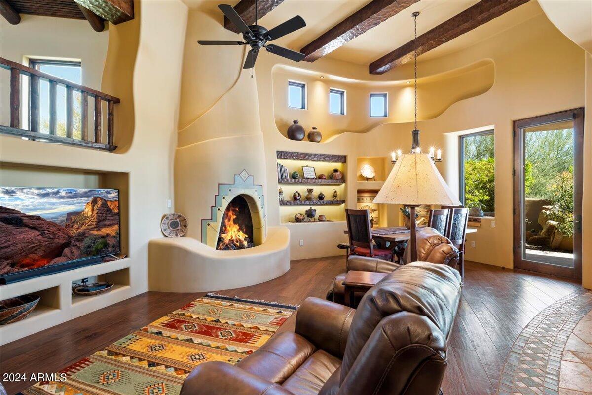 9290 E THOMPSON PEAK Parkway # 402