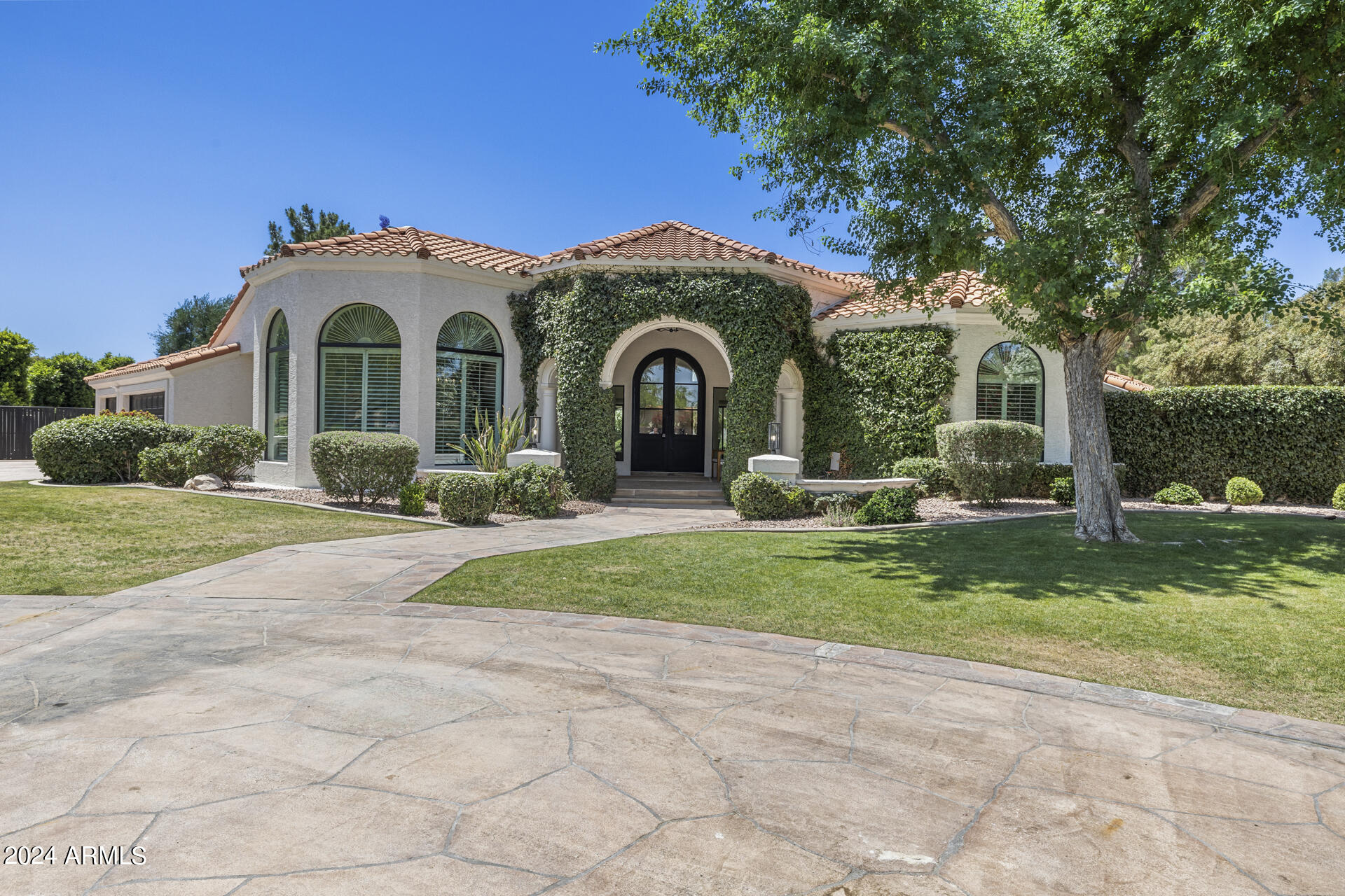 8459 E CHARTER OAK Drive