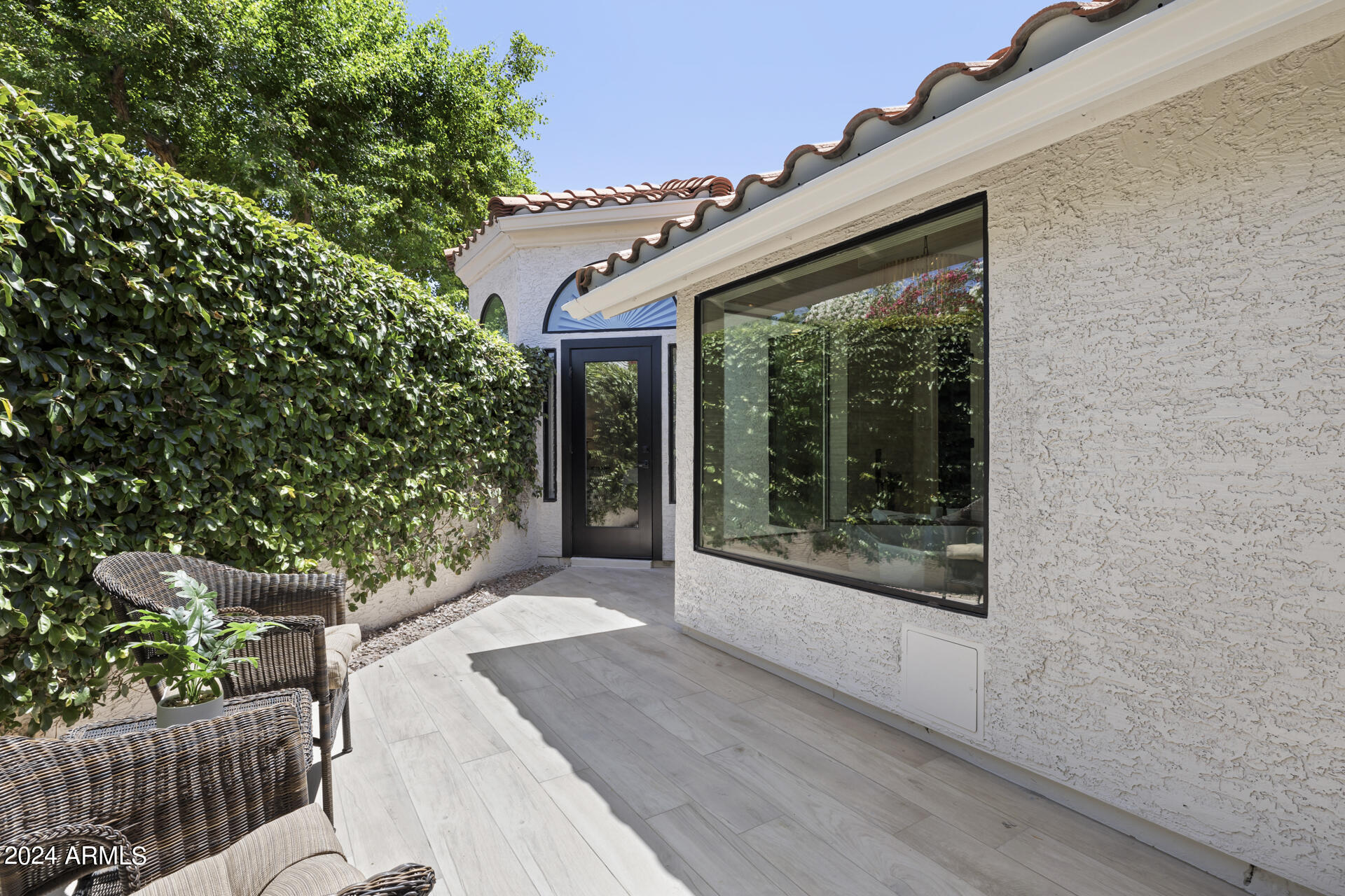 8459 E CHARTER OAK Drive