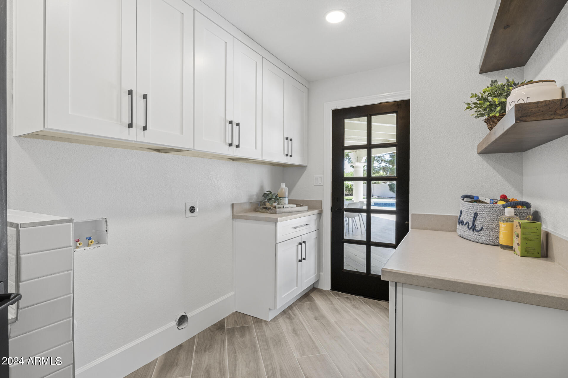 8459 E CHARTER OAK Drive
