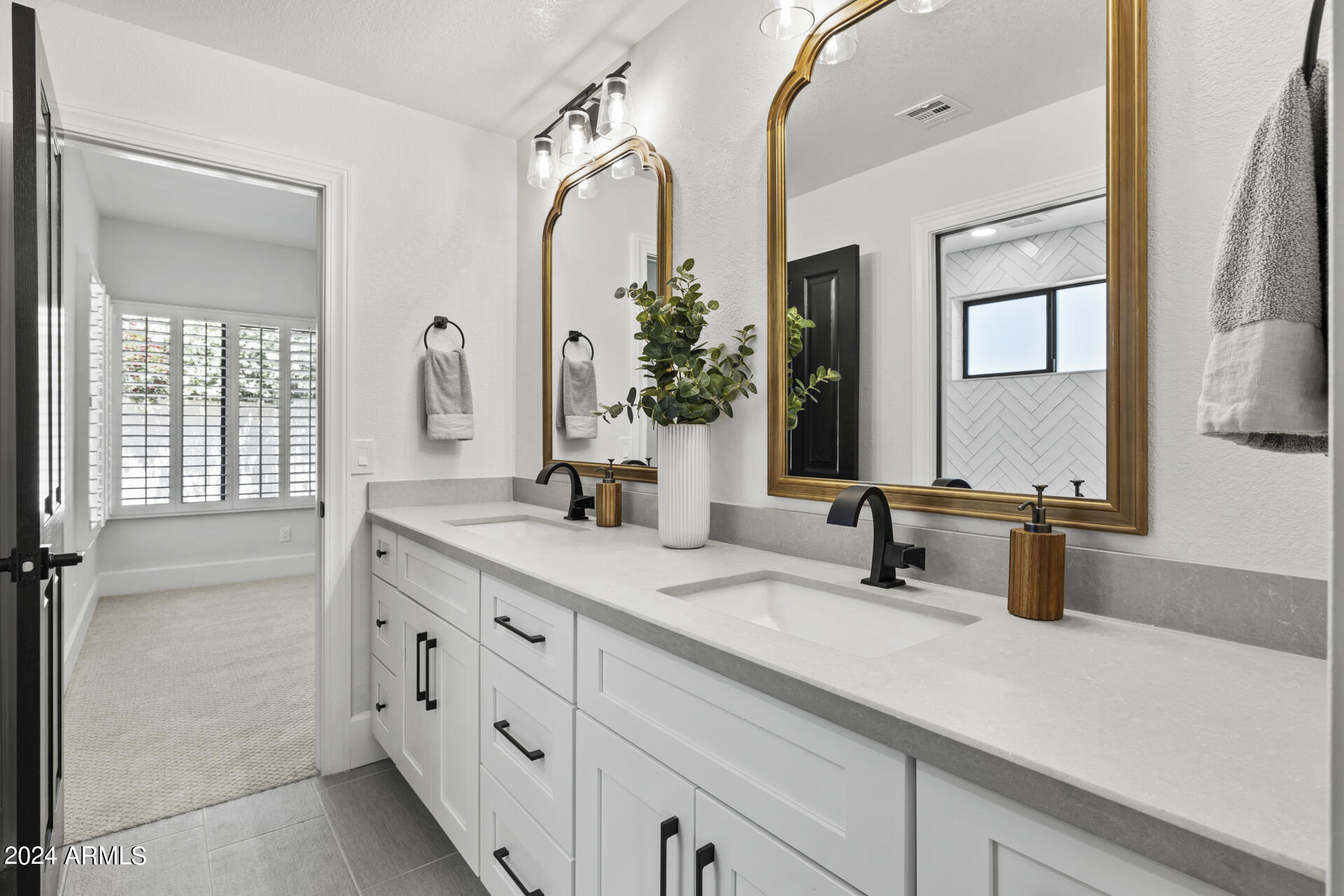 8459 E CHARTER OAK Drive
