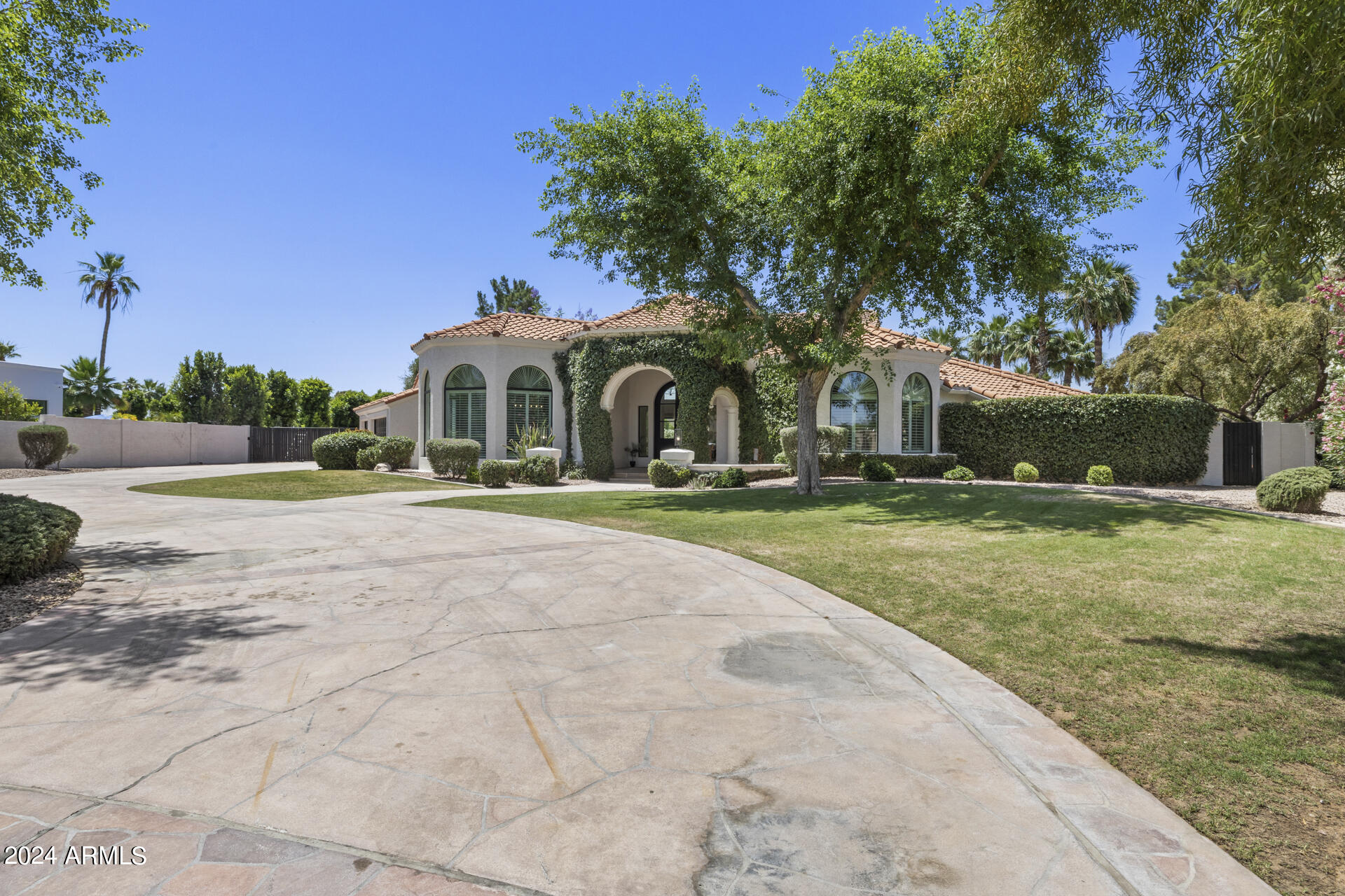 8459 E CHARTER OAK Drive