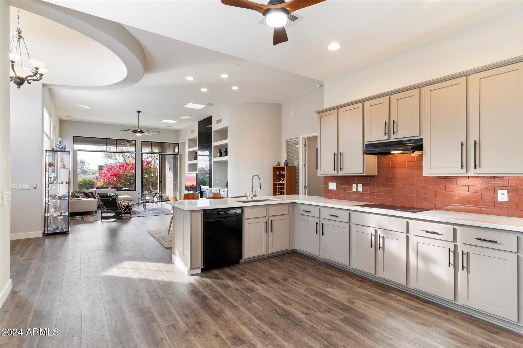 9270 E THOMPSON PEAK Parkway # 316