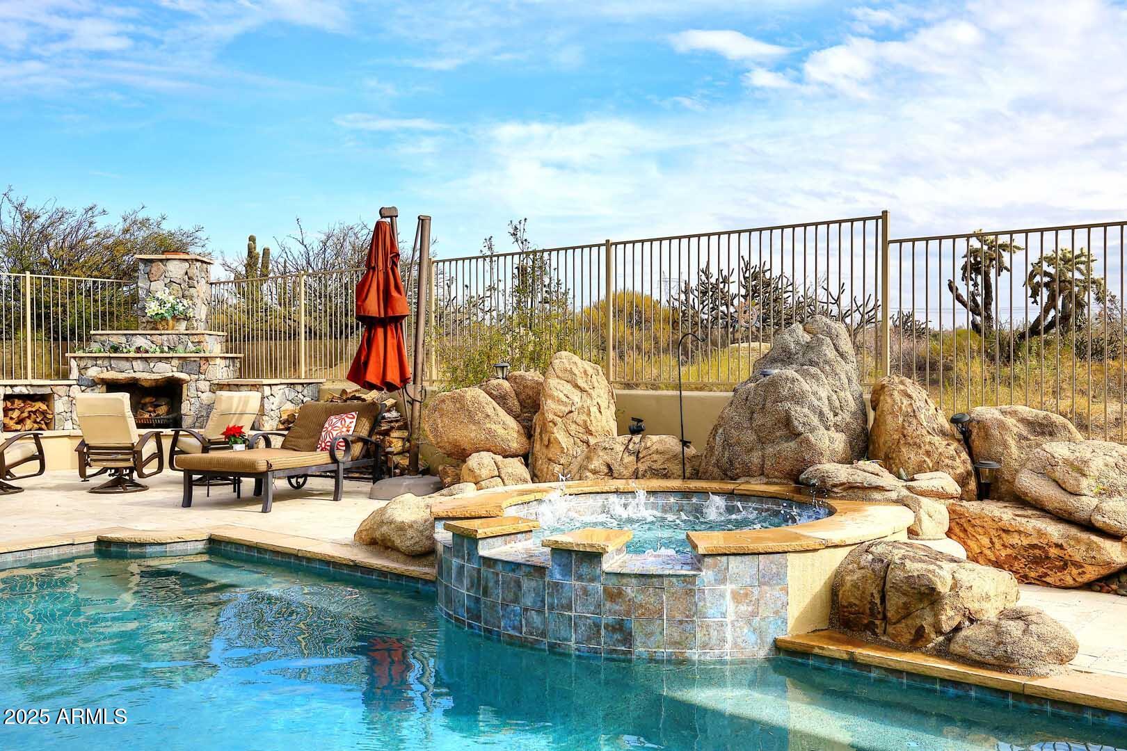 37103 N BOULDER VIEW Drive