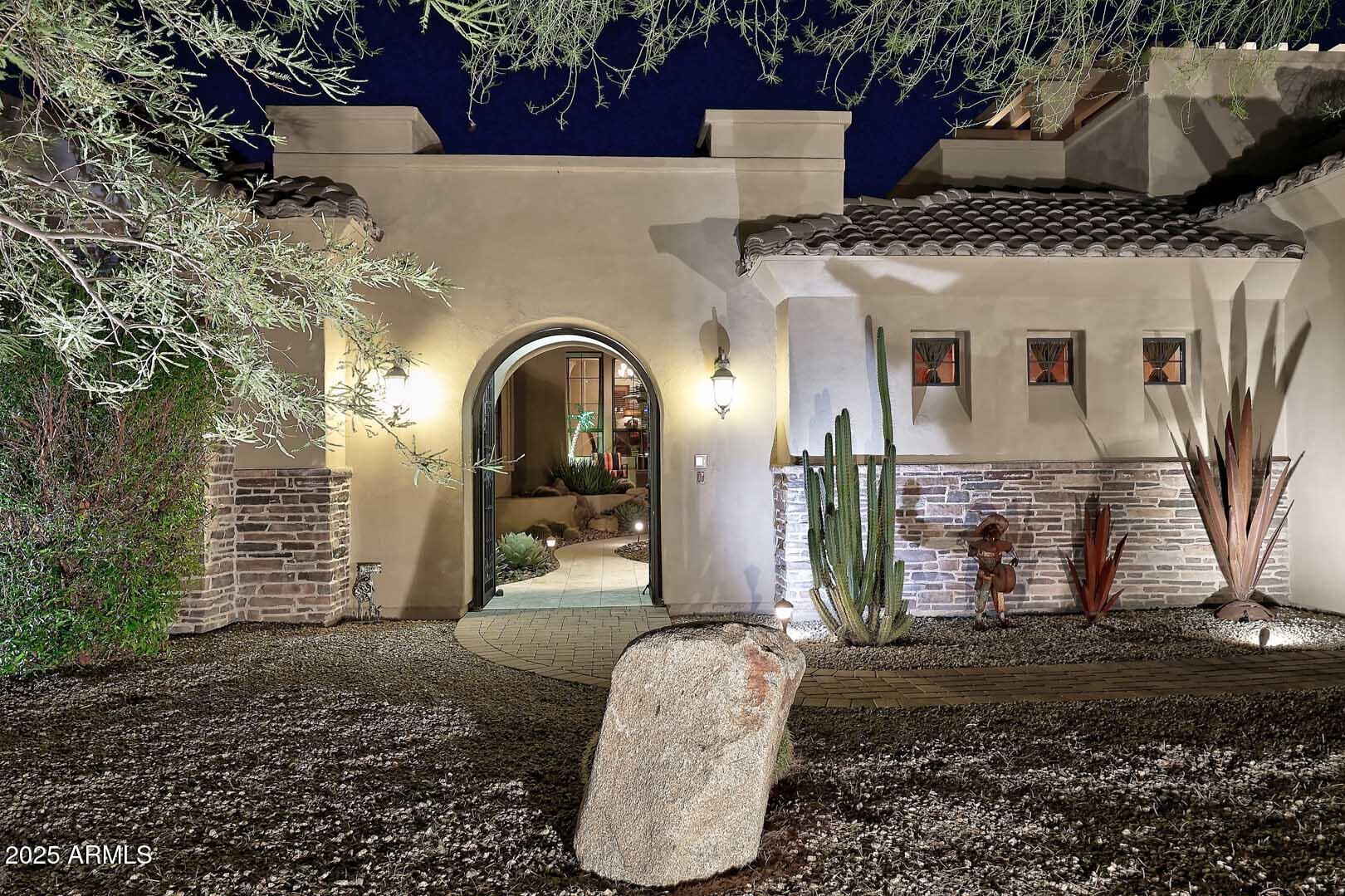 37103 N BOULDER VIEW Drive