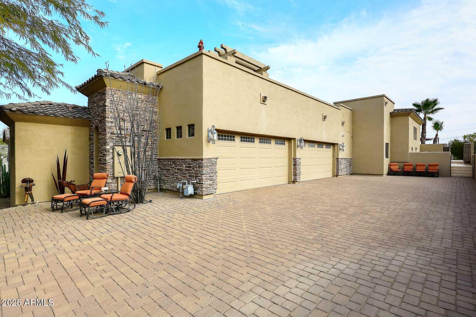 37103 N BOULDER VIEW Drive