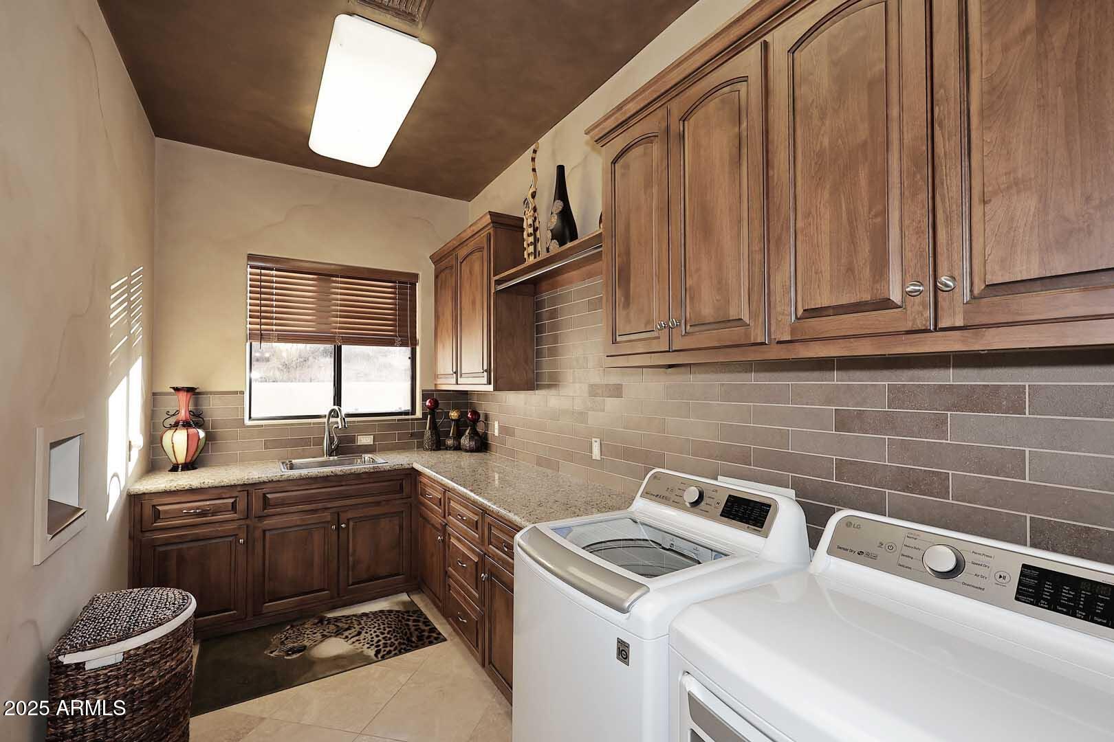 37103 N BOULDER VIEW Drive