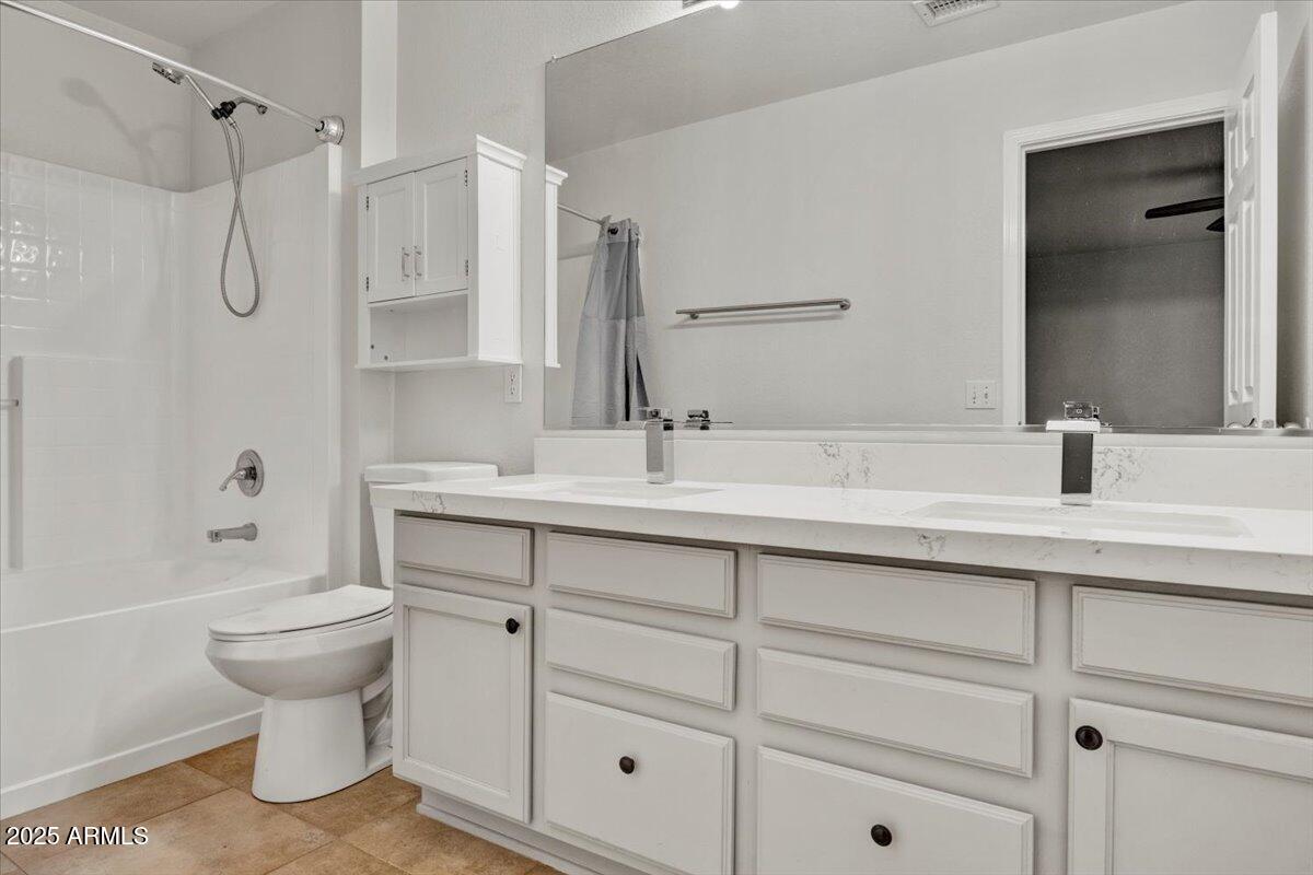 4111 E TETHER Trail