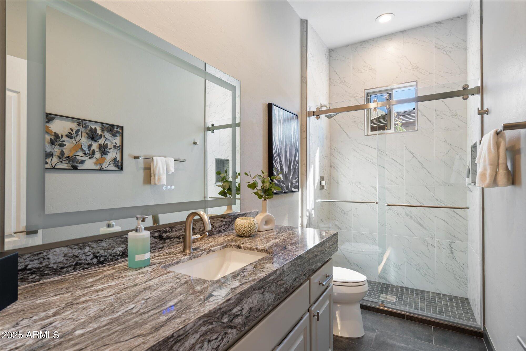 14850 E GRANDVIEW Drive 226