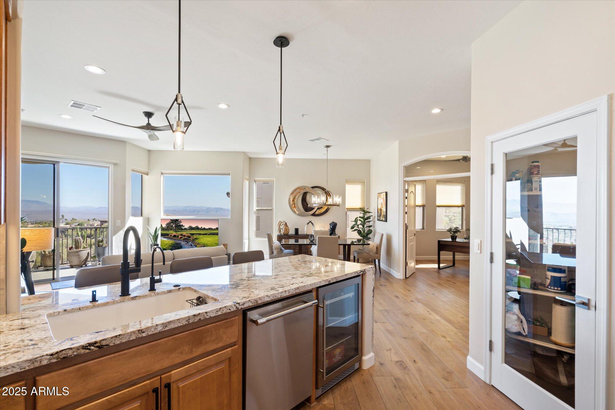 14850 E GRANDVIEW Drive 226