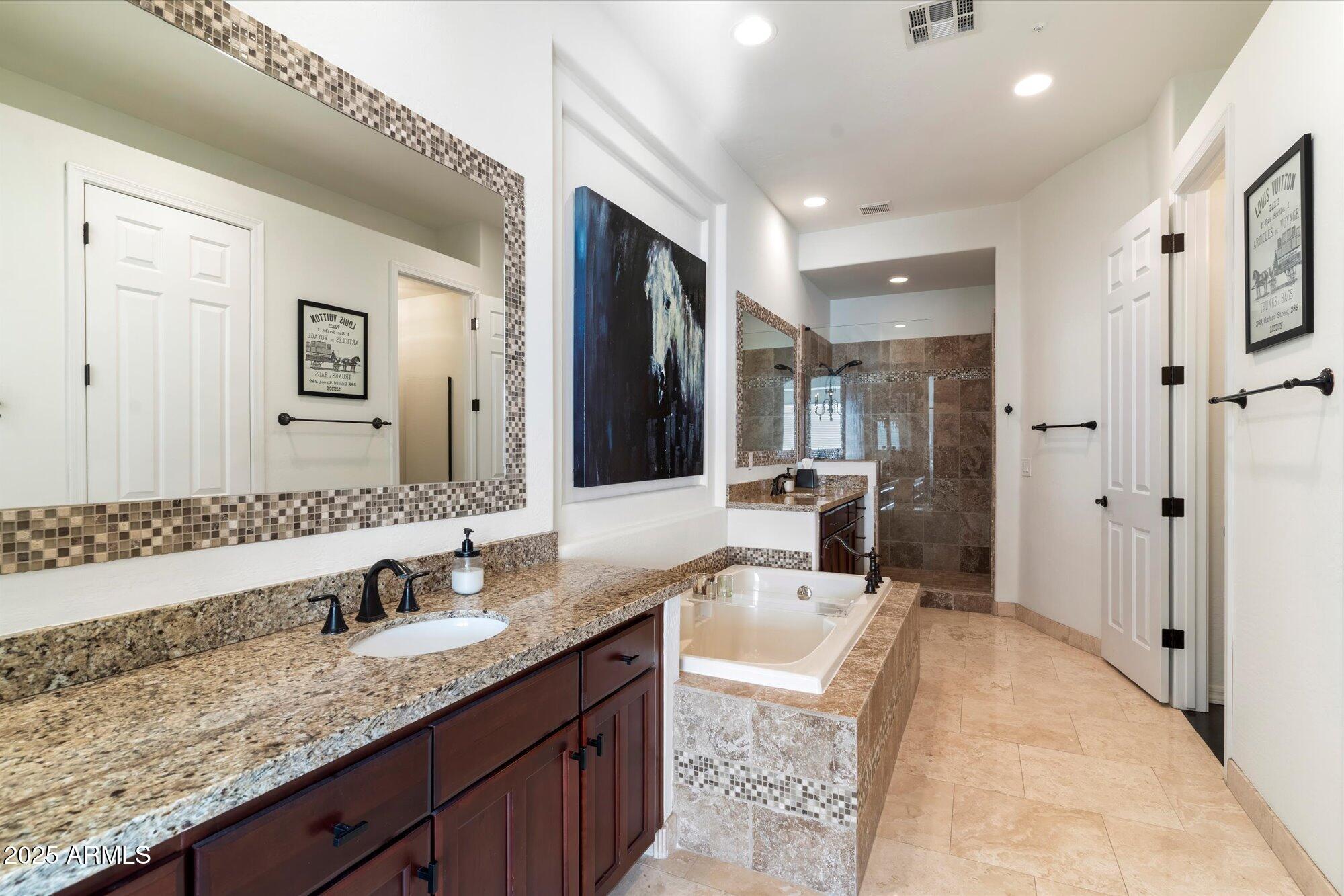 9270 E THOMPSON PEAK Parkway # 370