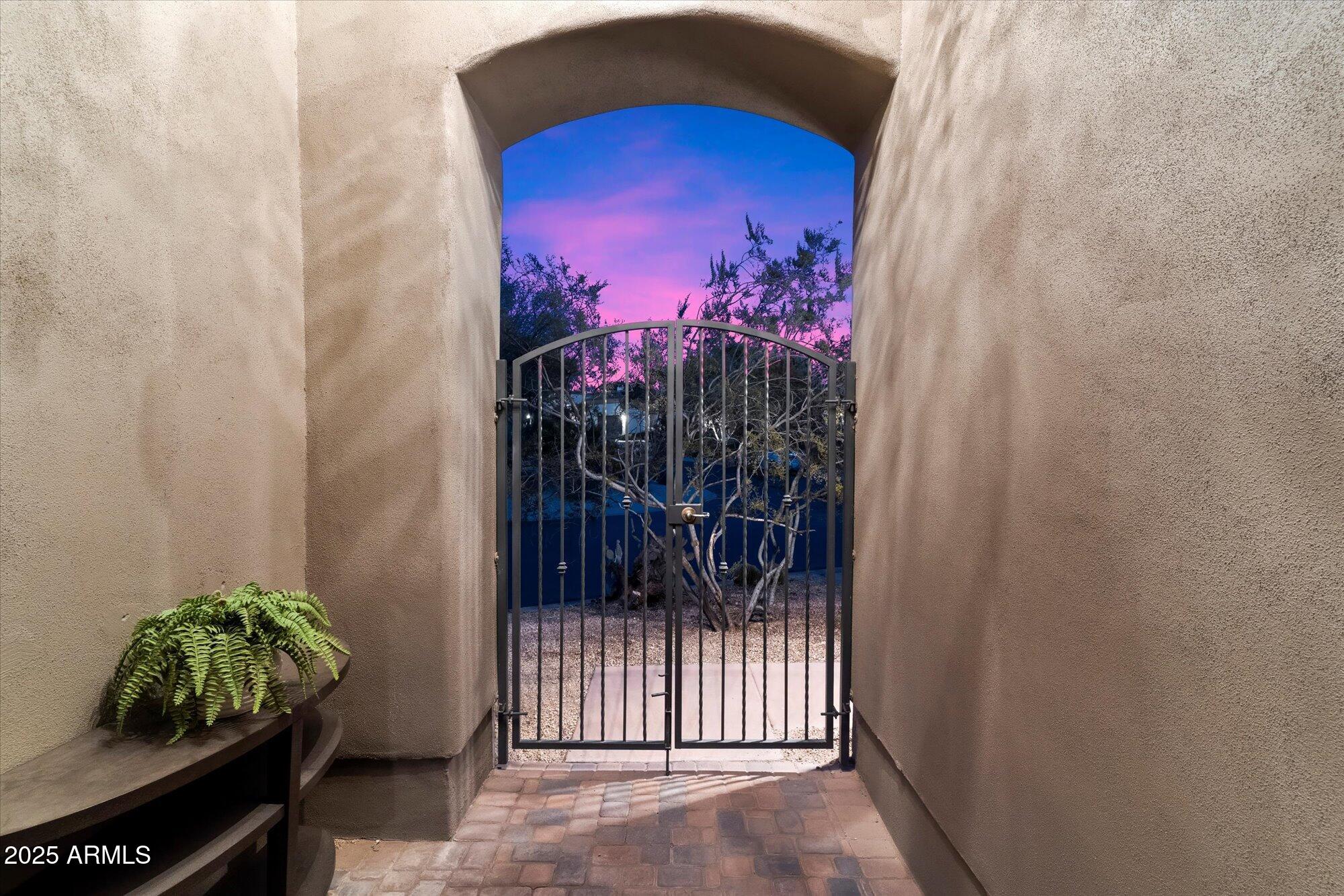 9270 E THOMPSON PEAK Parkway # 370