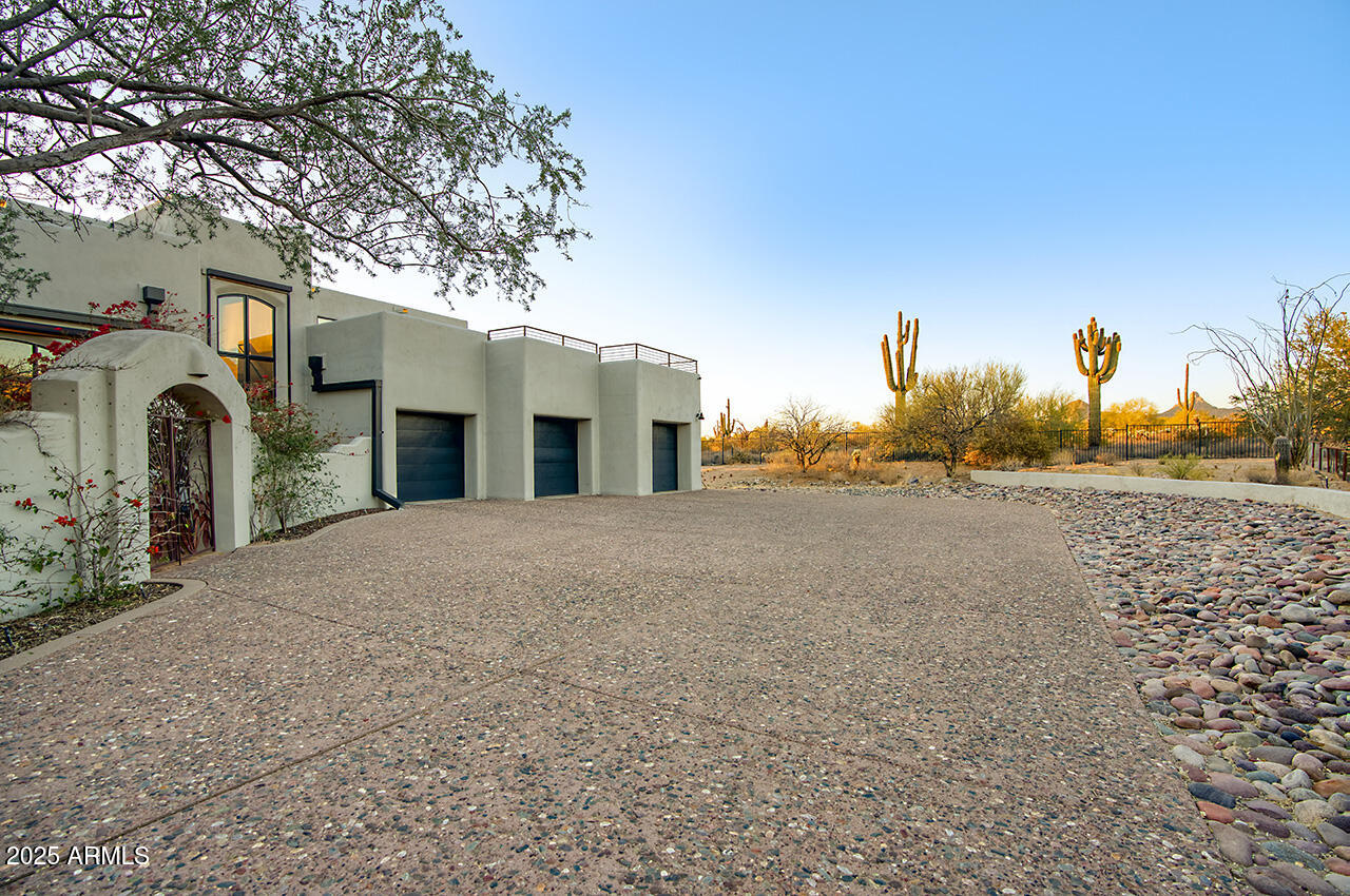 22500 N 97TH Street