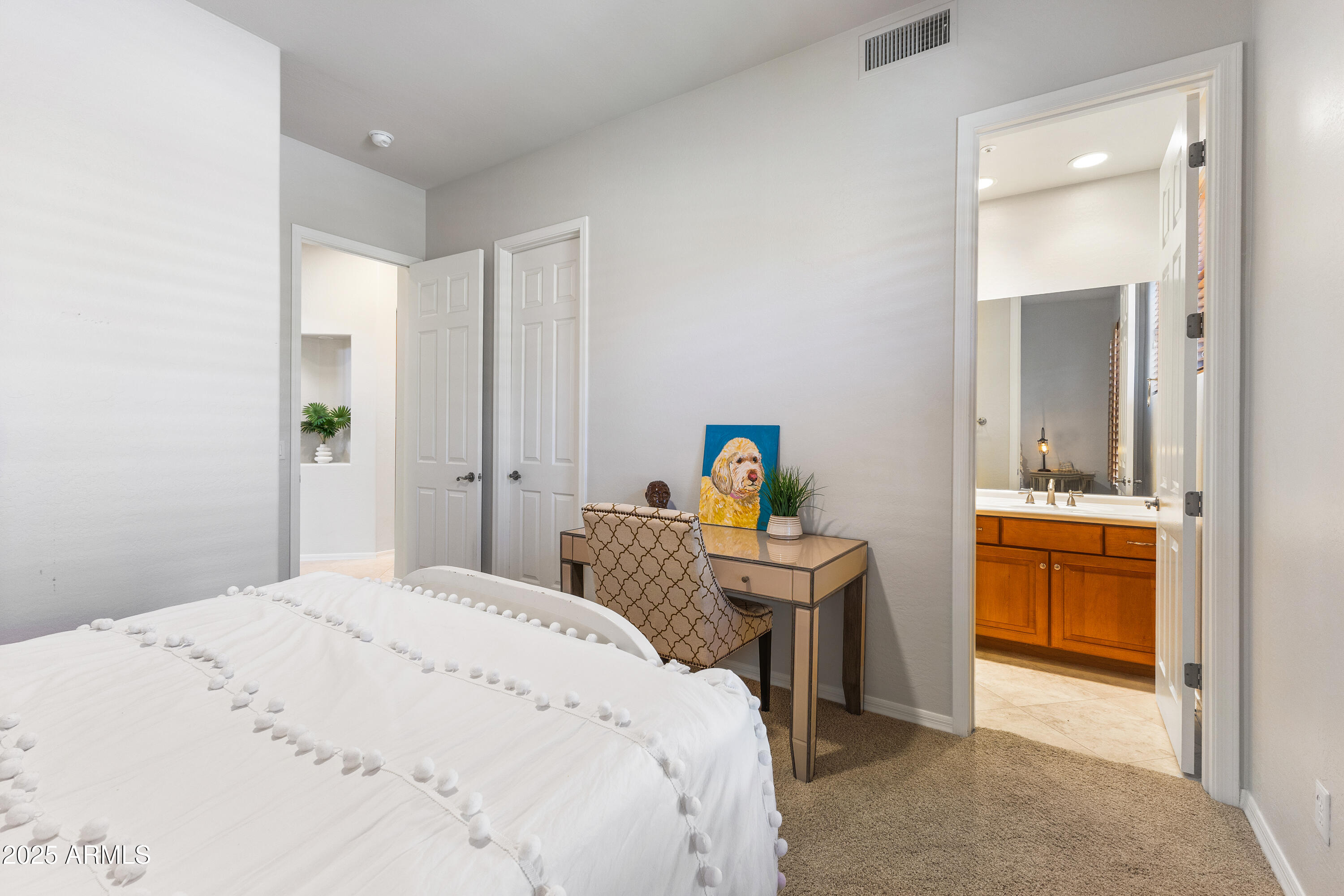 9270 E THOMPSON PEAK Parkway, 367