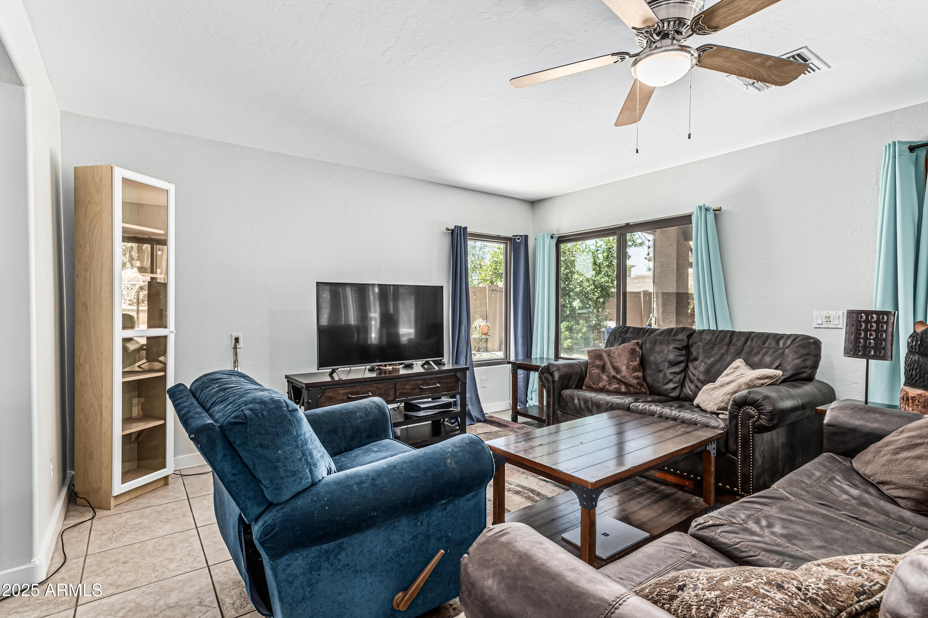 6422 W RANGE MULE Drive