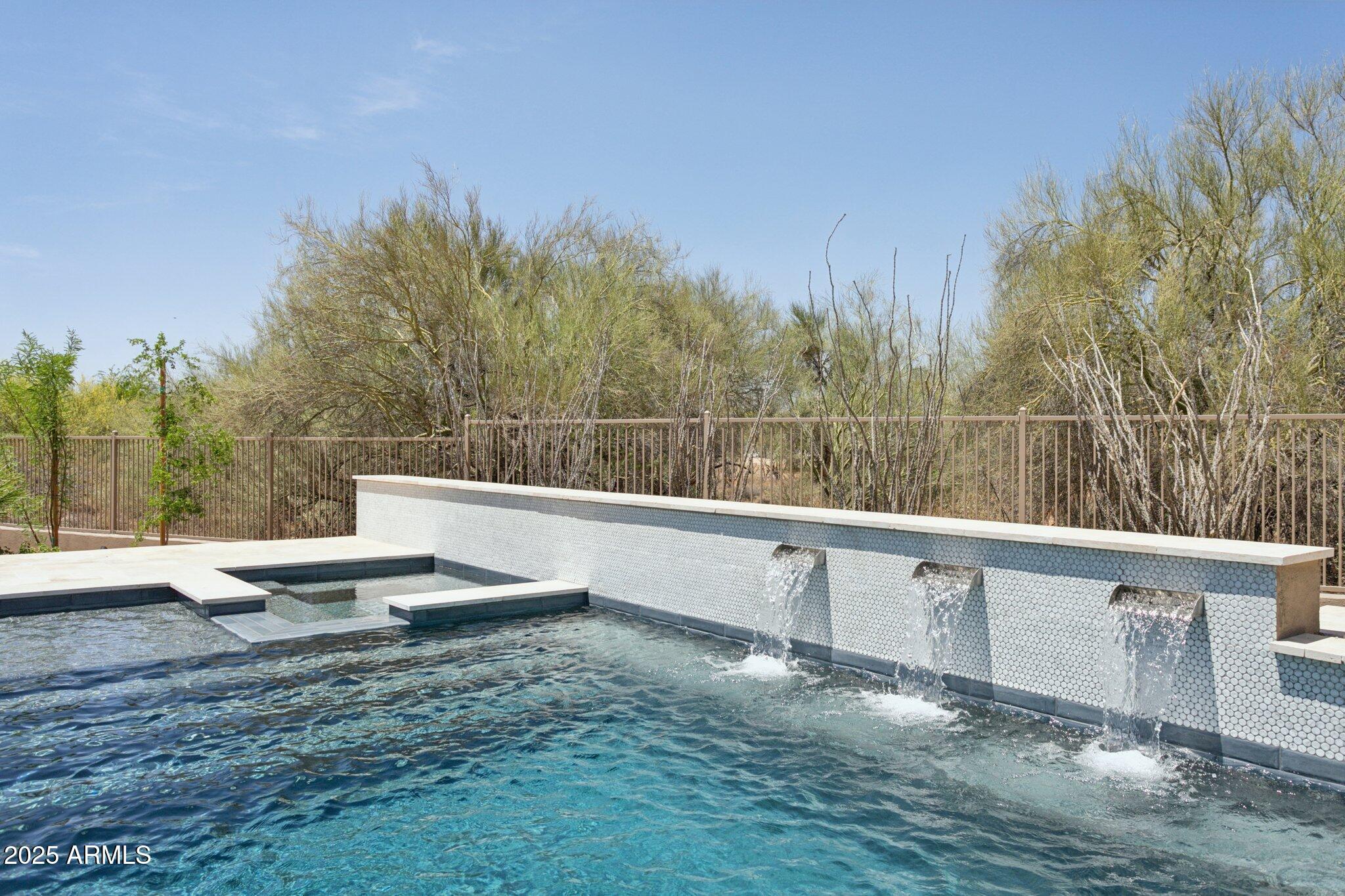 7032 E BALANCING ROCK Road