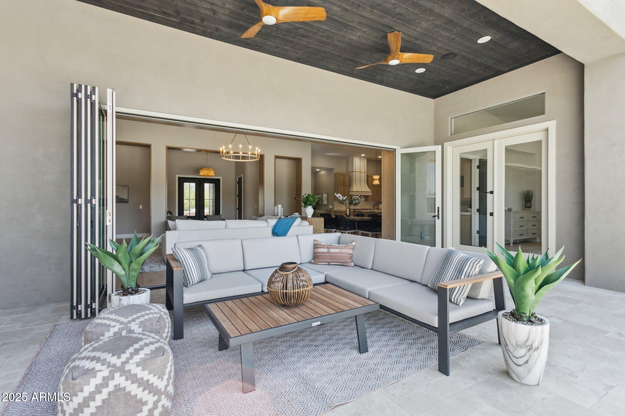 7032 E BALANCING ROCK Road