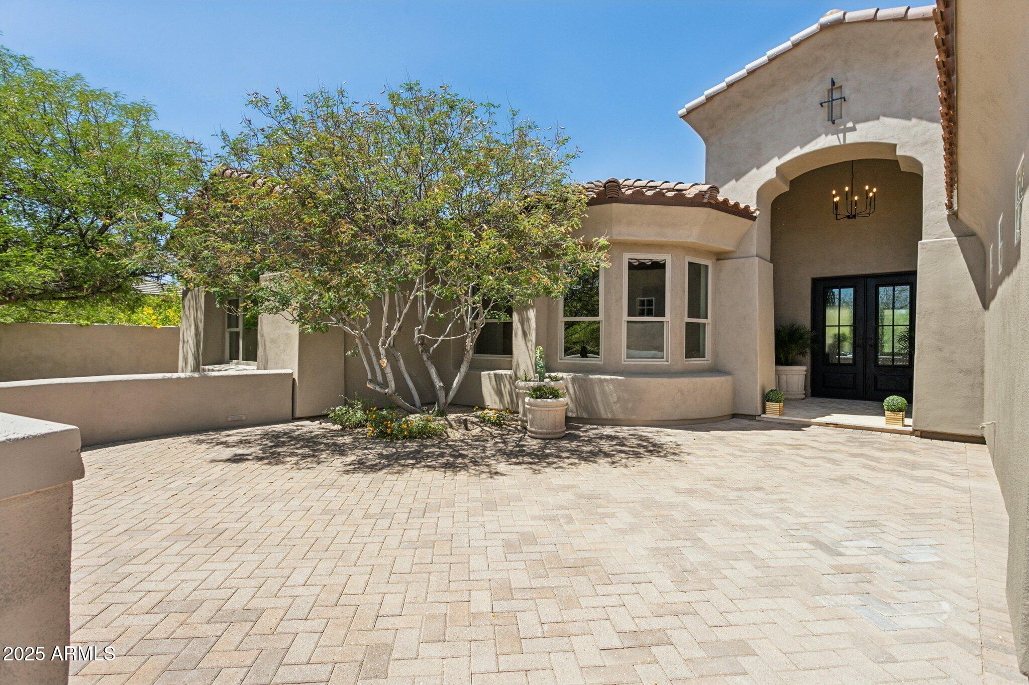 7032 E BALANCING ROCK Road