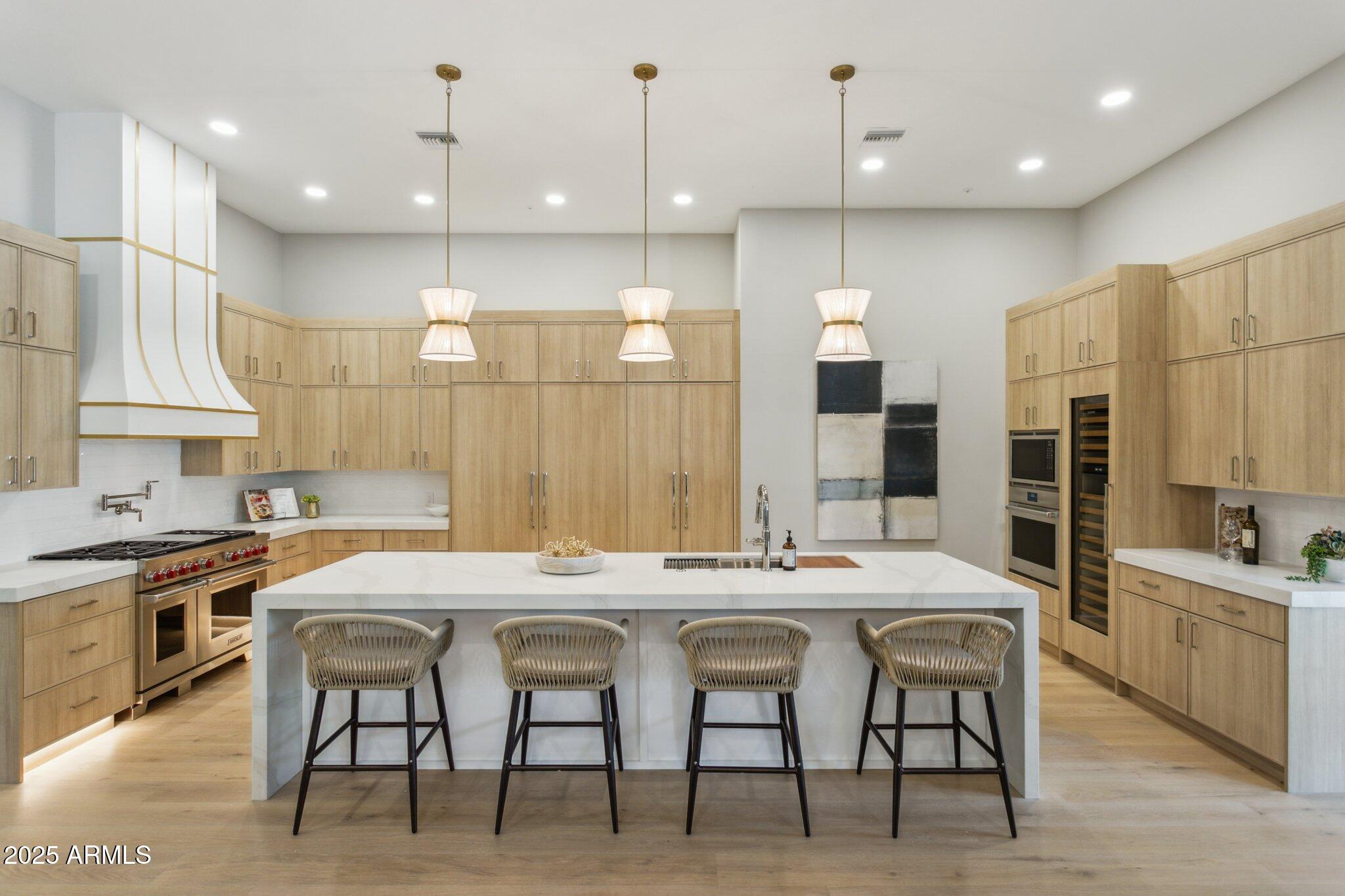 7032 E BALANCING ROCK Road