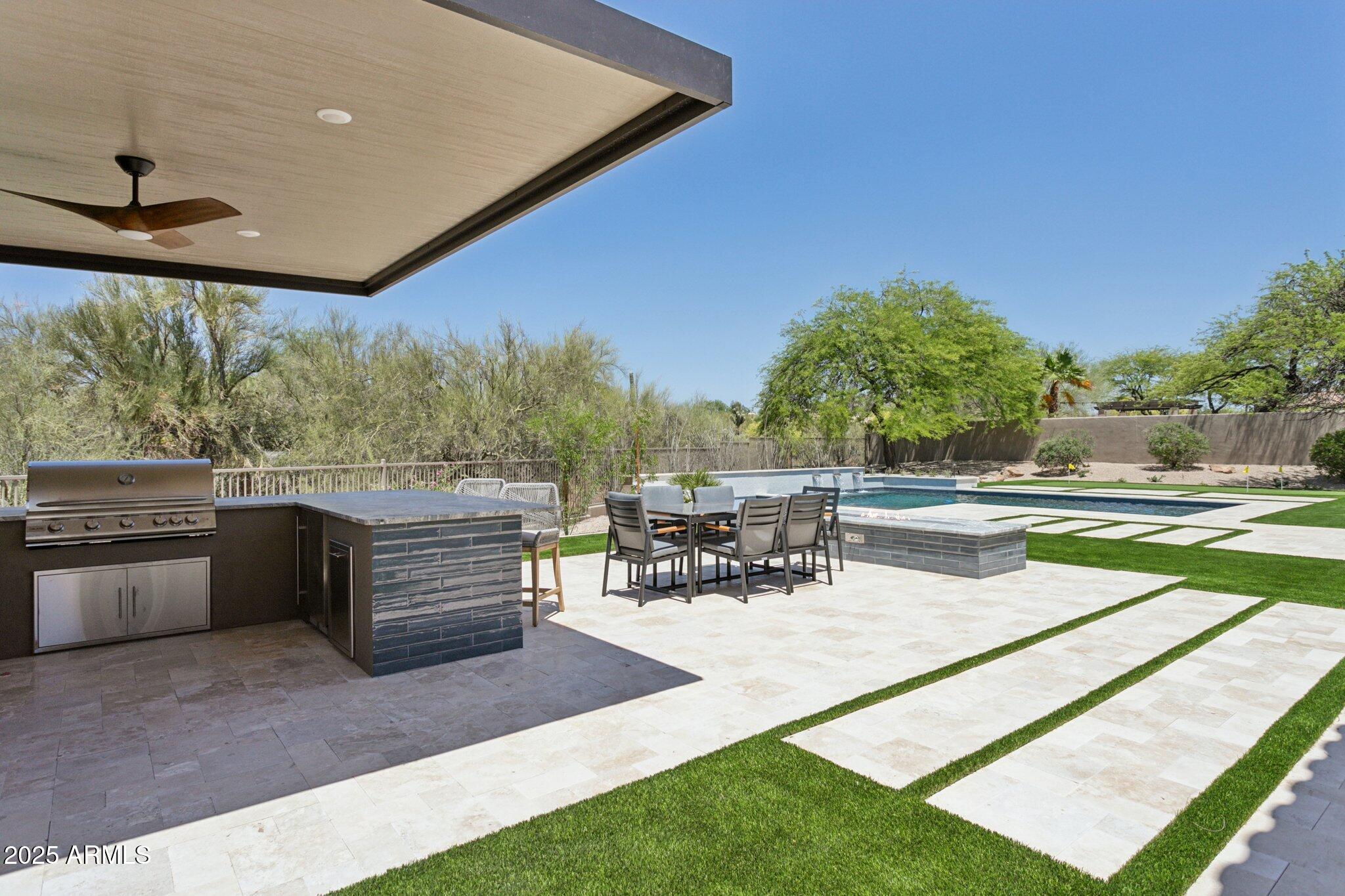 7032 E BALANCING ROCK Road