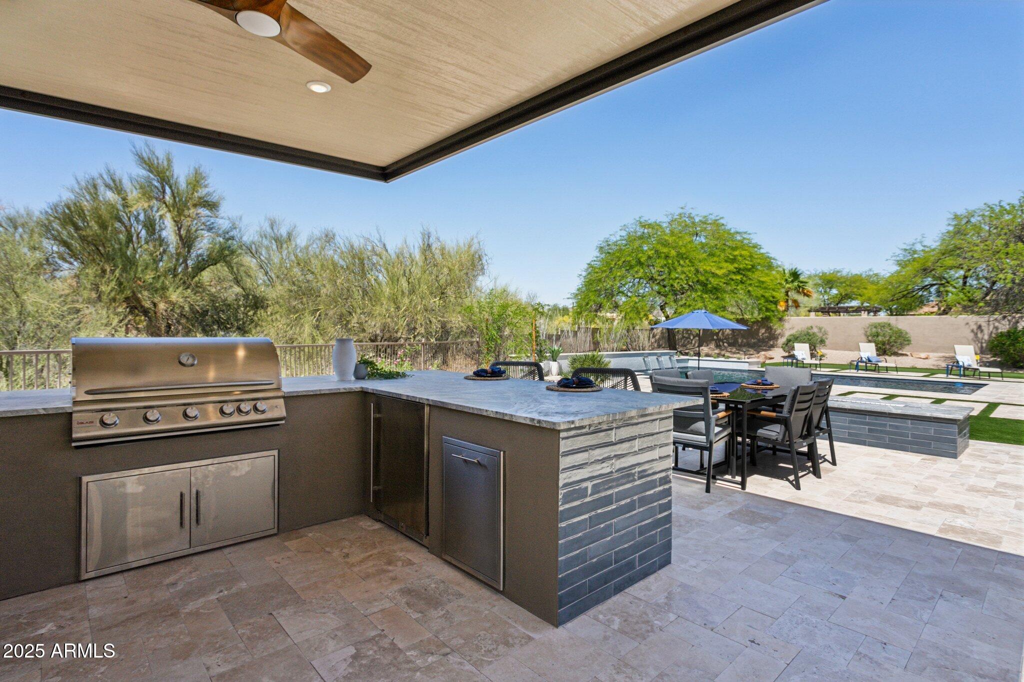 7032 E BALANCING ROCK Road