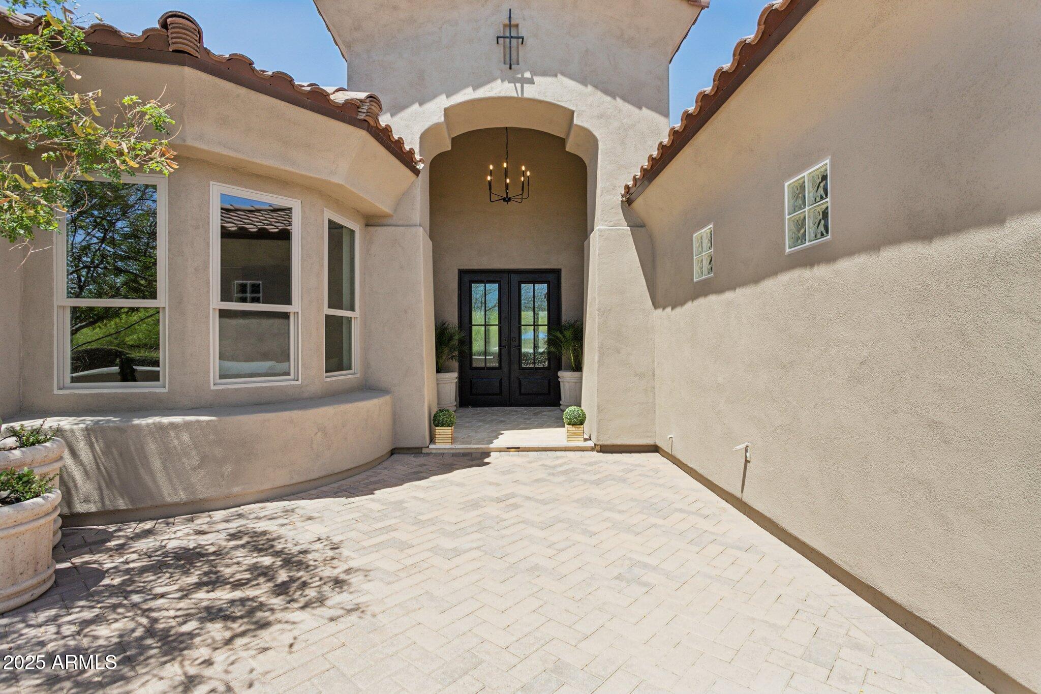 7032 E BALANCING ROCK Road