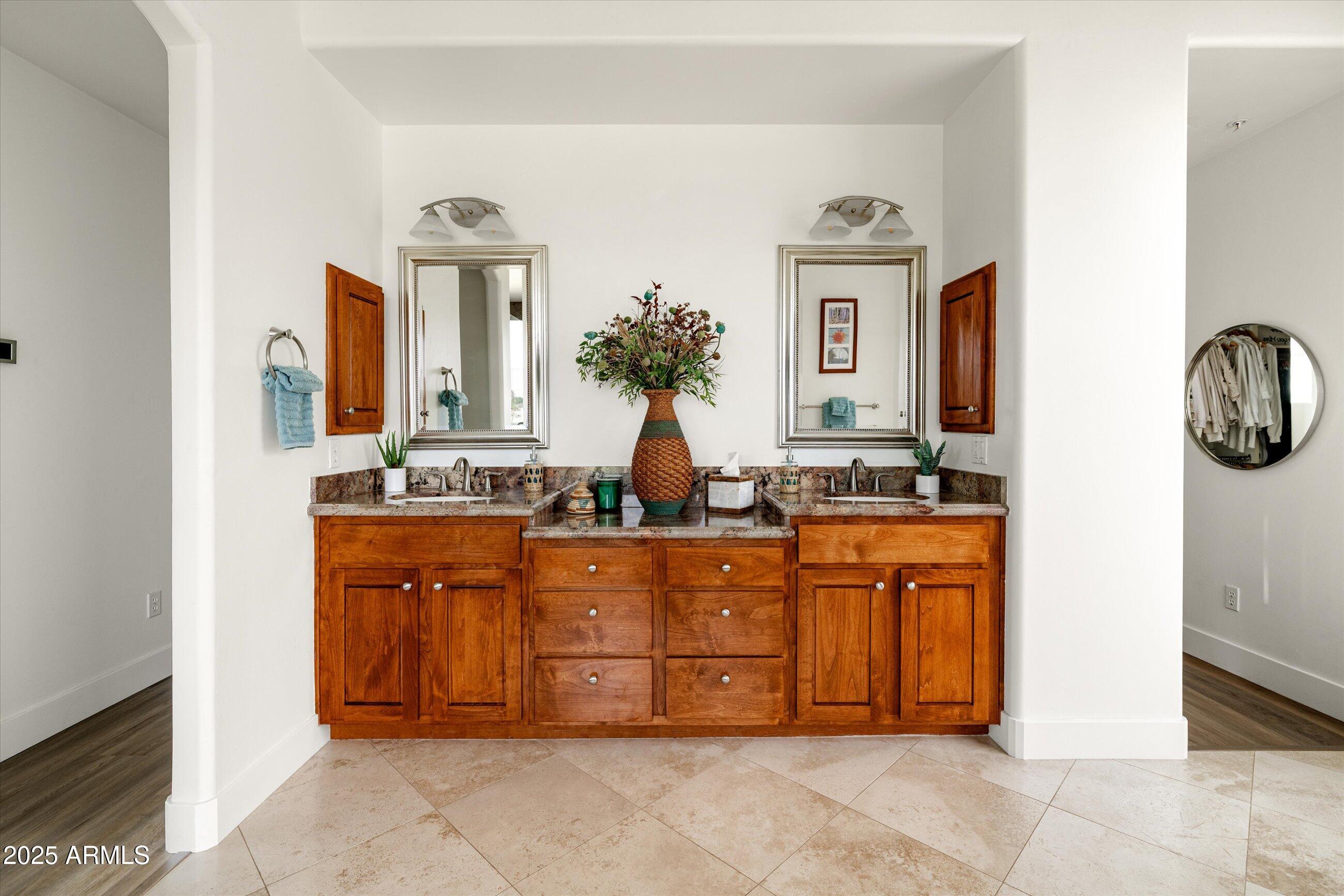 15816 E EAGLE CREST Road