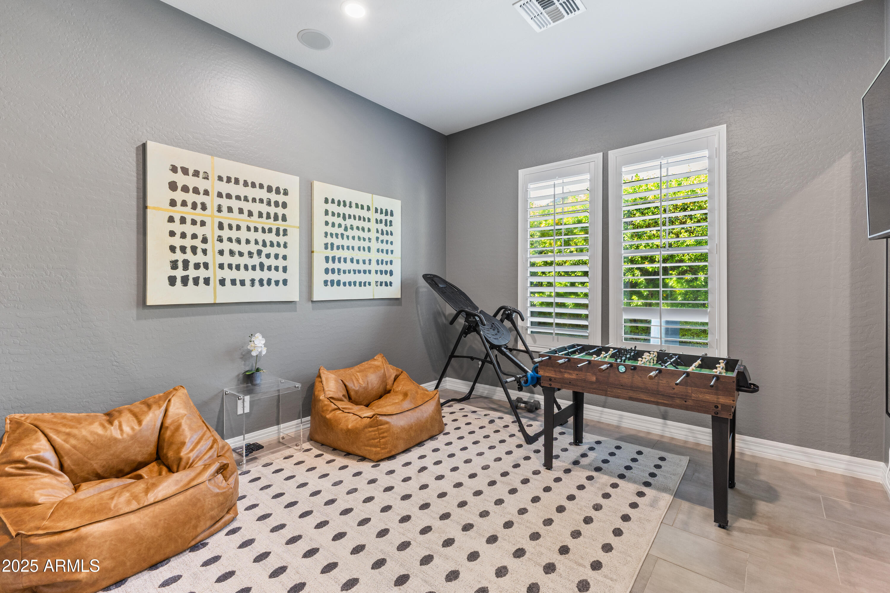 9272 E DESERT VILLAGE Drive