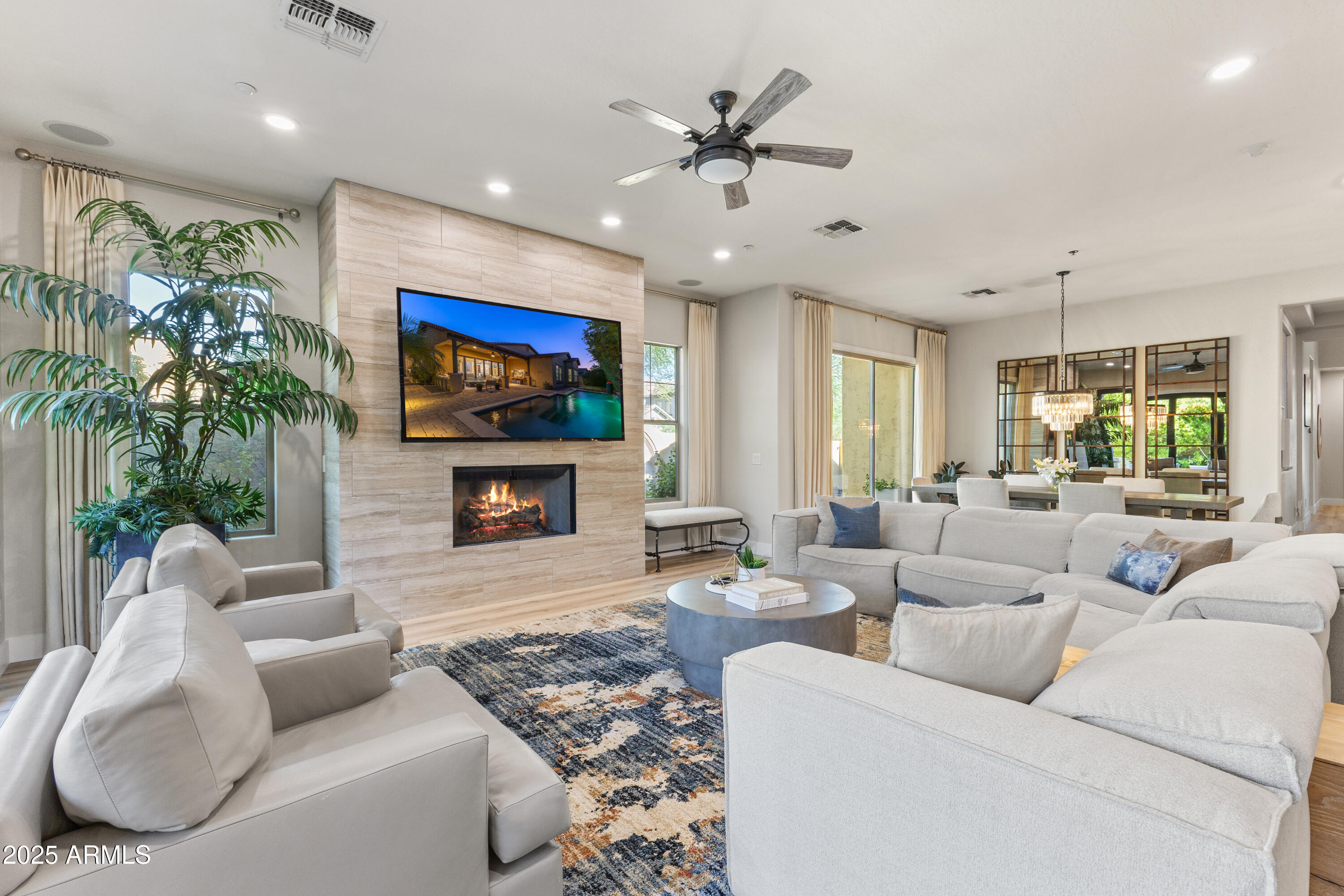 9272 E DESERT VILLAGE Drive