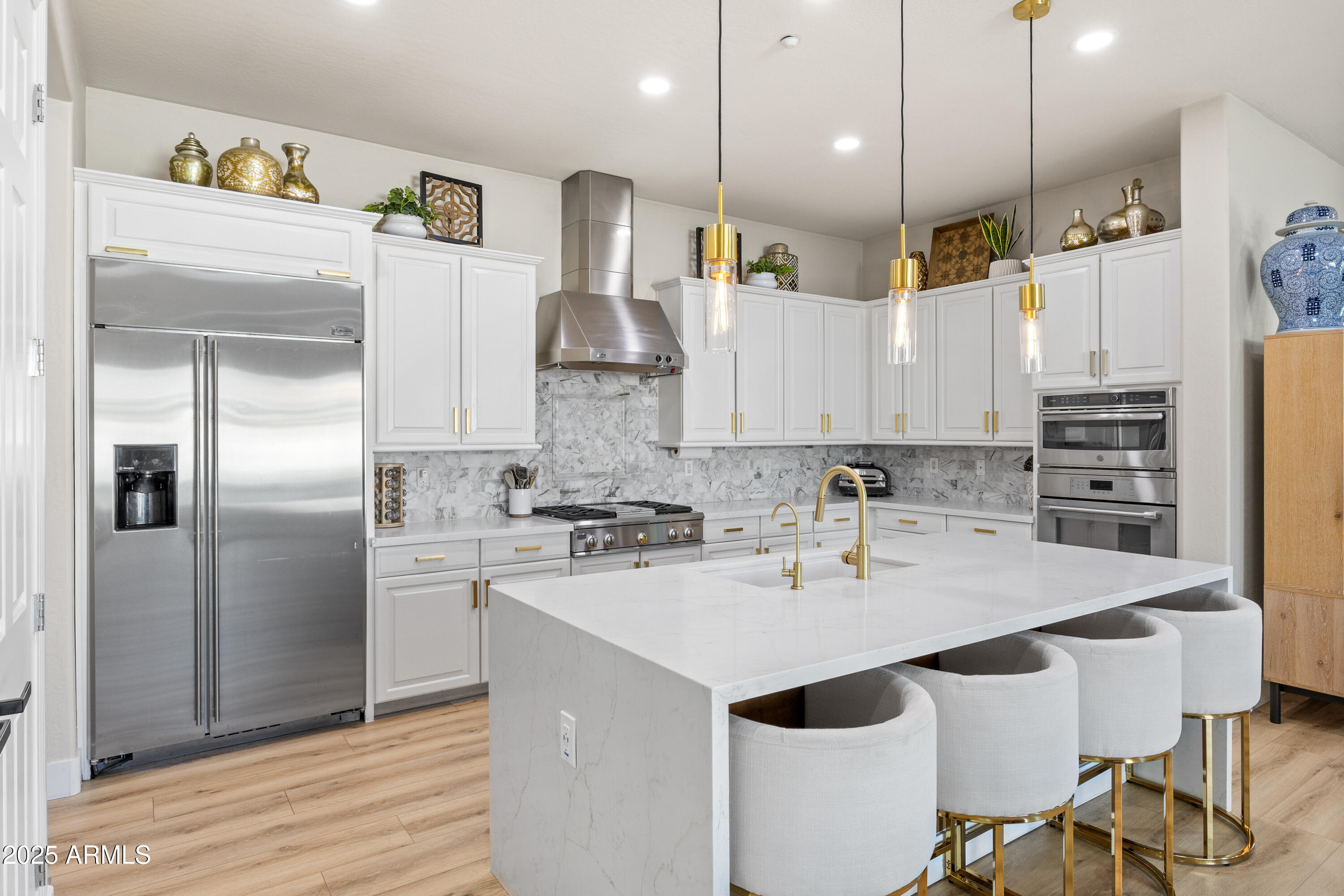 9272 E DESERT VILLAGE Drive