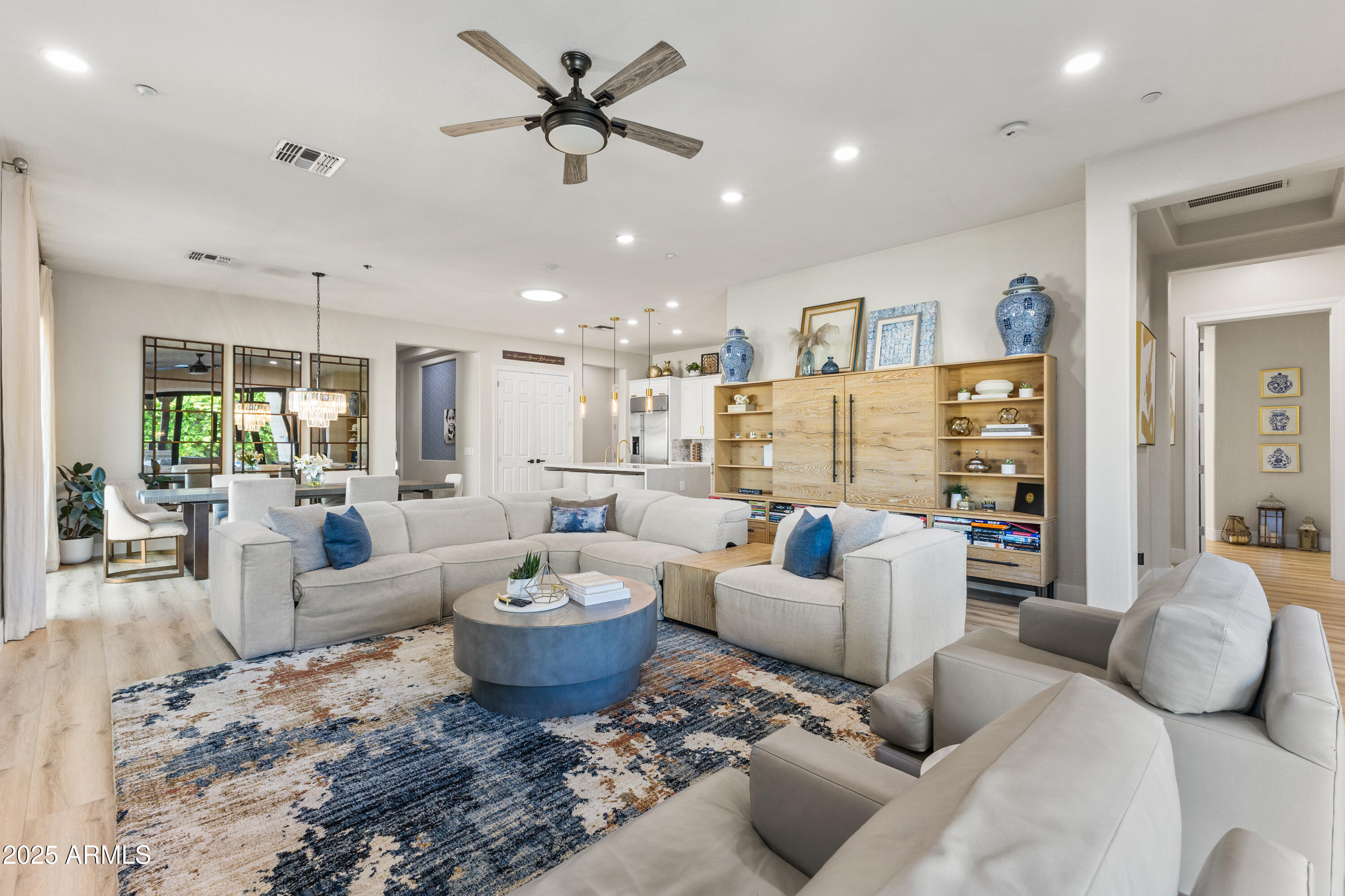 9272 E DESERT VILLAGE Drive