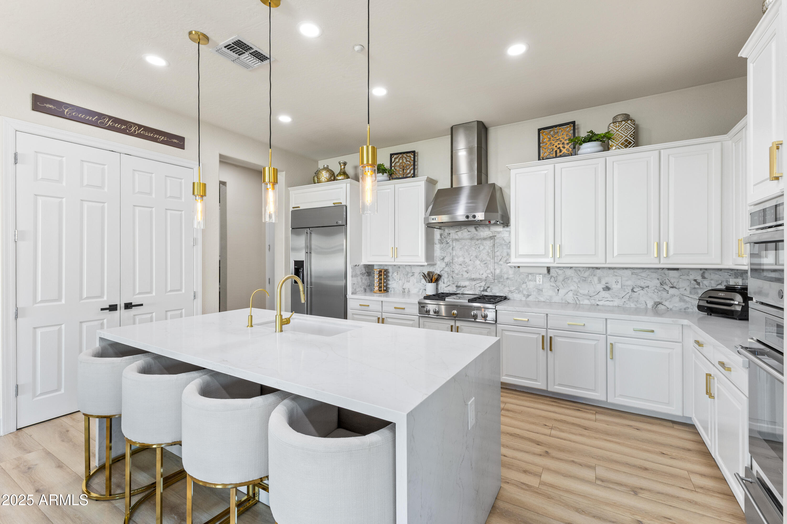 9272 E DESERT VILLAGE Drive