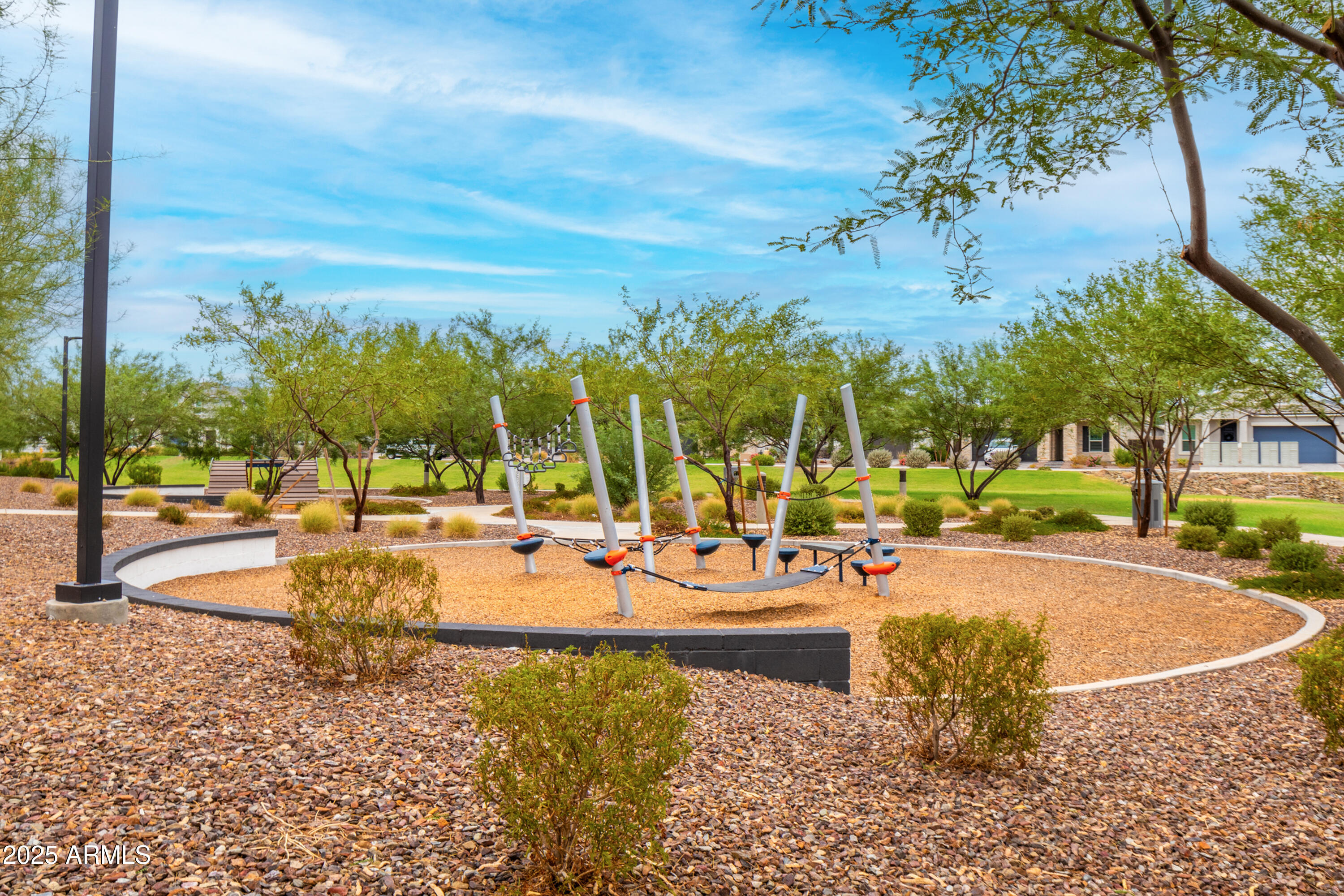 5046 E ANDERSON Drive