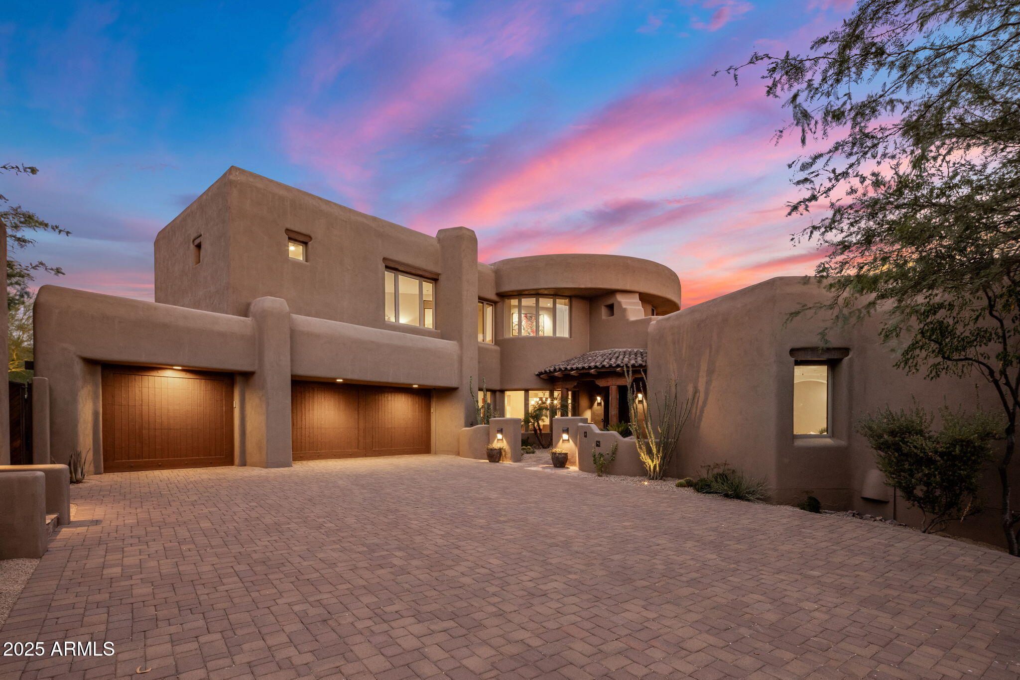 9290 E THOMPSON PEAK Parkway, 463
