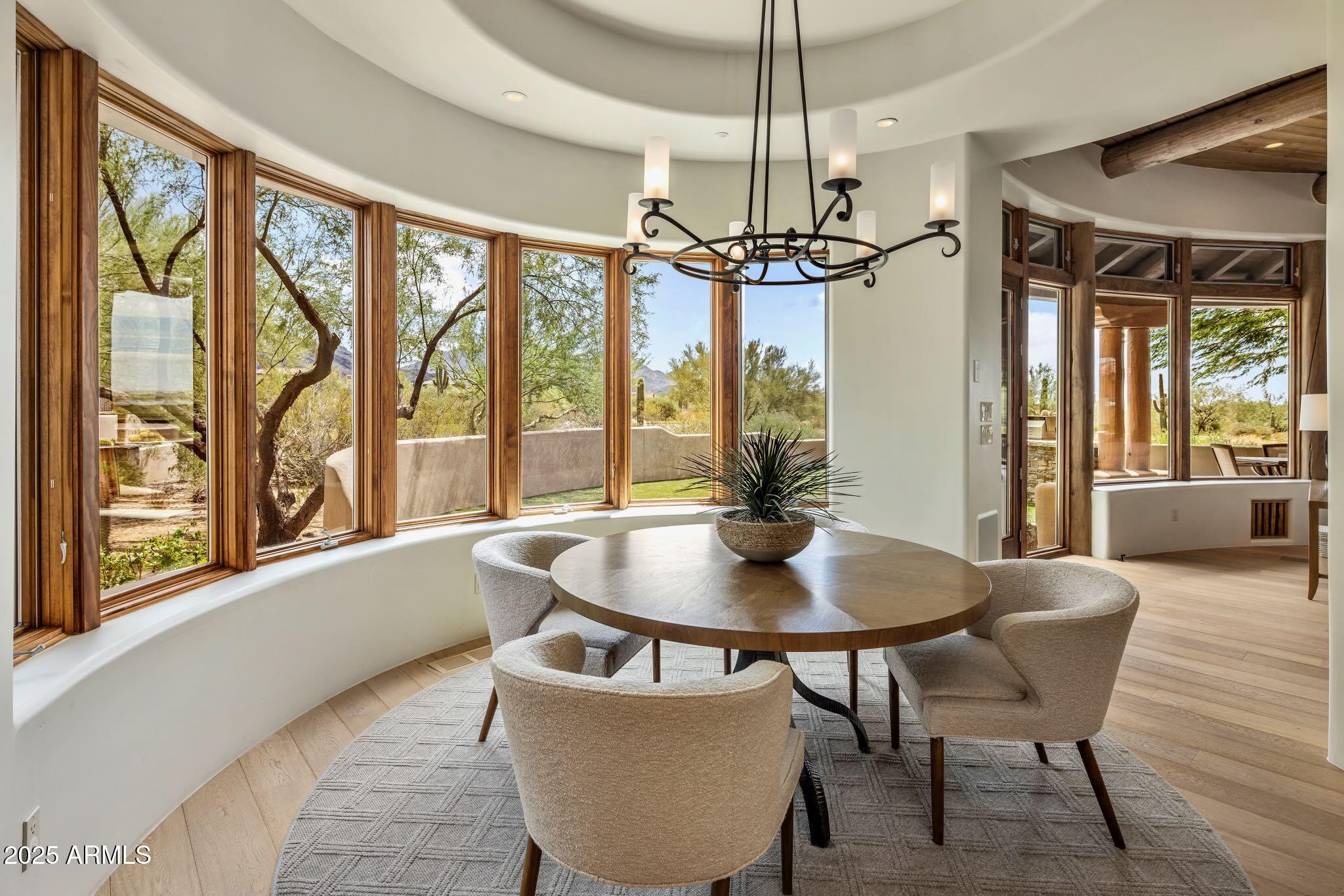 9290 E THOMPSON PEAK Parkway, 463