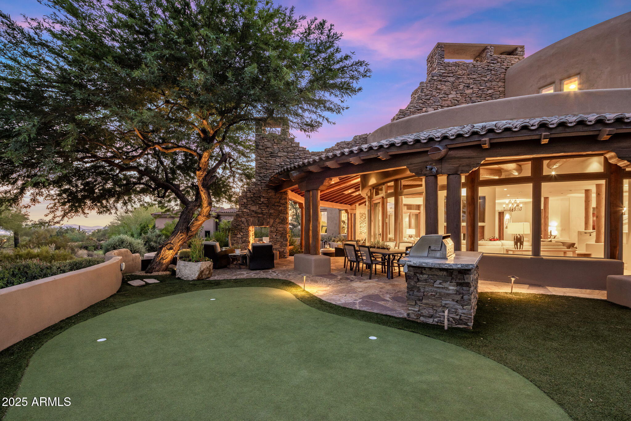 9290 E THOMPSON PEAK Parkway, 463