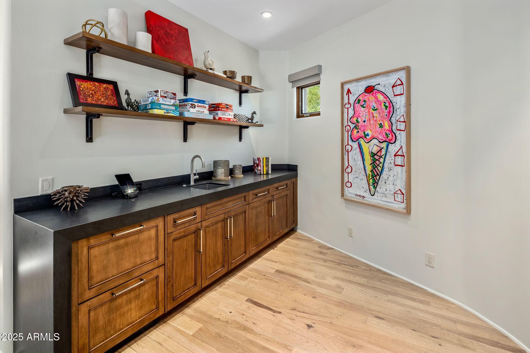 9290 E THOMPSON PEAK Parkway, 463