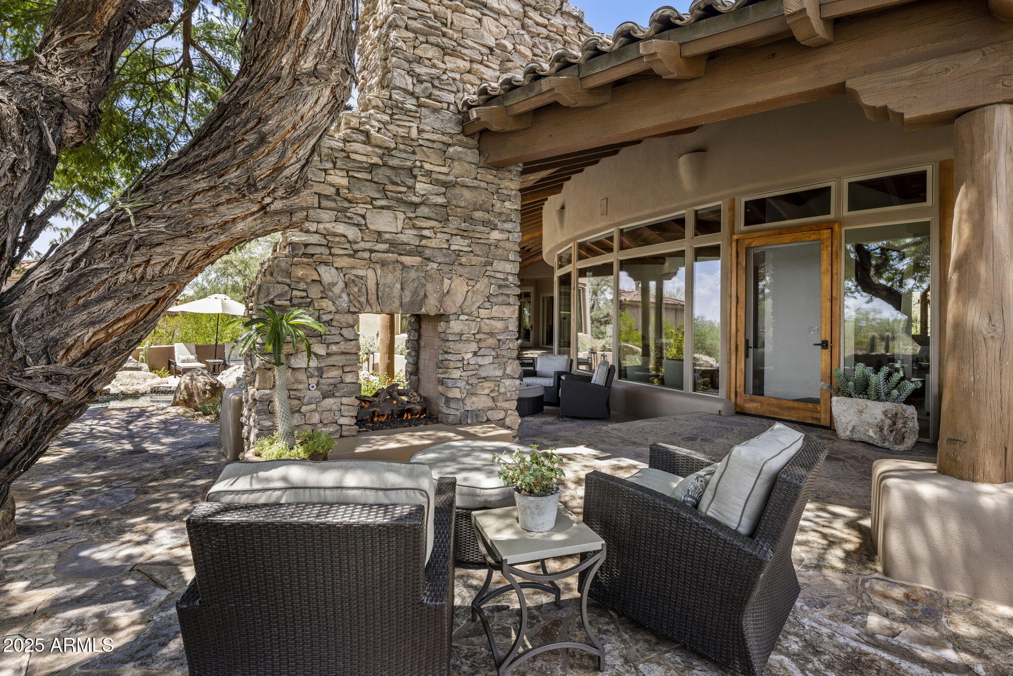 9290 E THOMPSON PEAK Parkway, 463